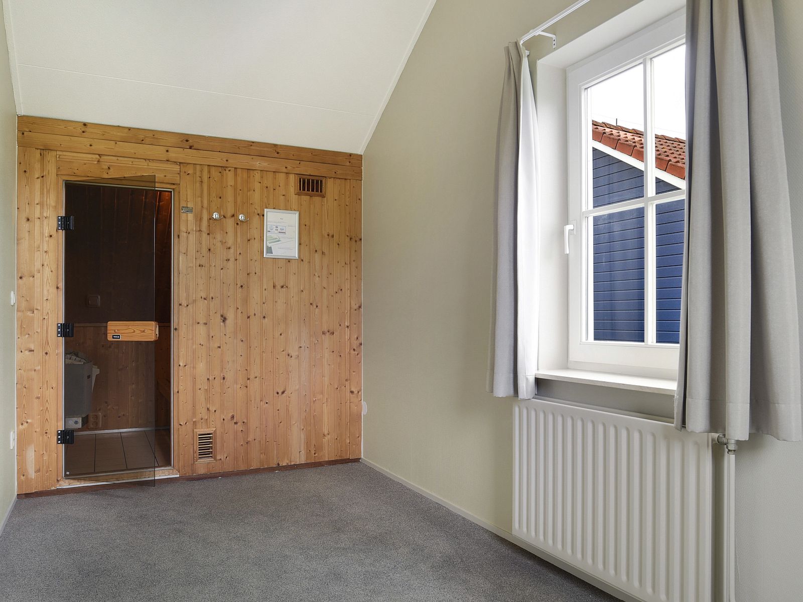 Guest house 600497 - Bungalow Schouwen-Duiveland - Villapark Livingstone | 4-persoons villa | 4L