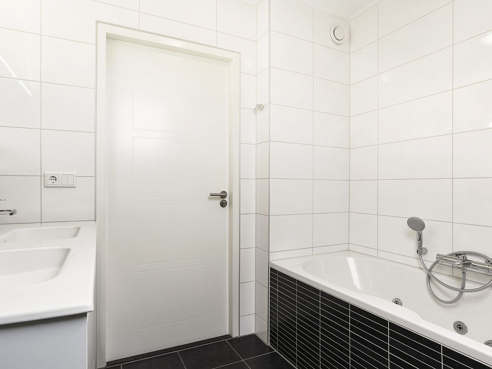 Guest house 600498 - Bungalow Schouwen-Duiveland - Villapark Livingstone | 6-persoons villa | 6D1