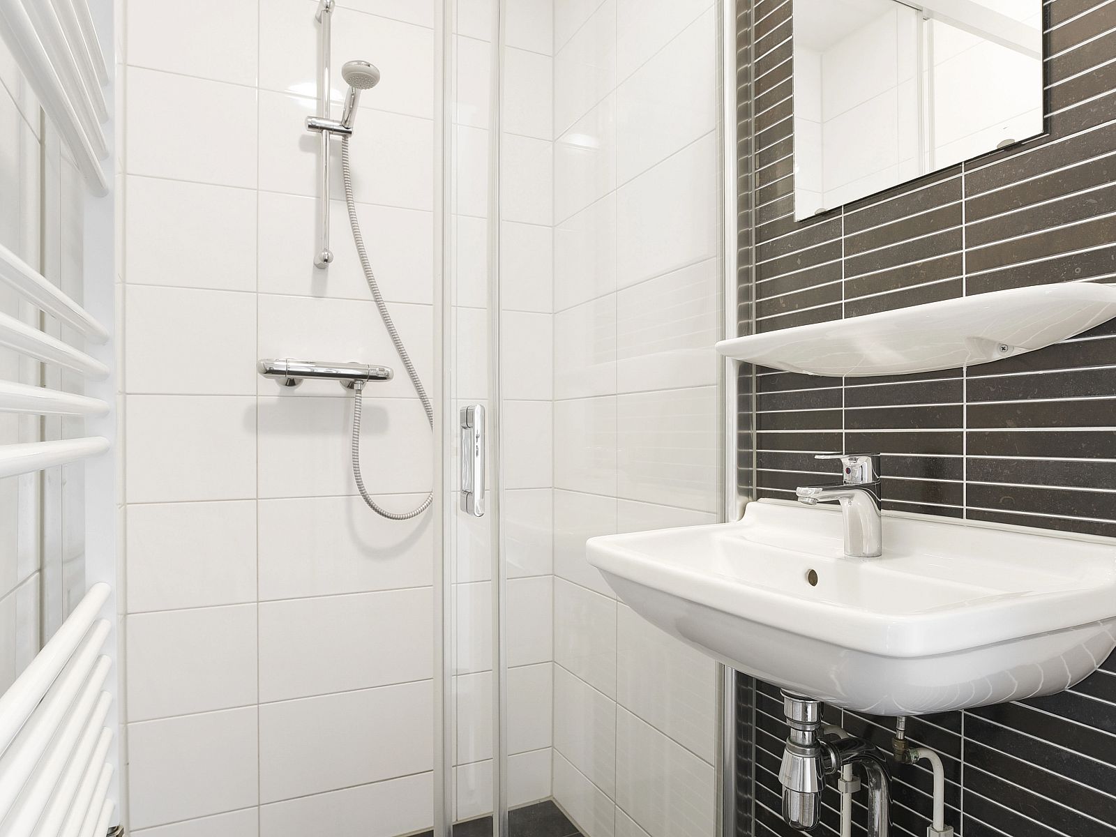 Guest house 600498 - Bungalow Schouwen-Duiveland - Villapark Livingstone | 6-persoons villa | 6D1