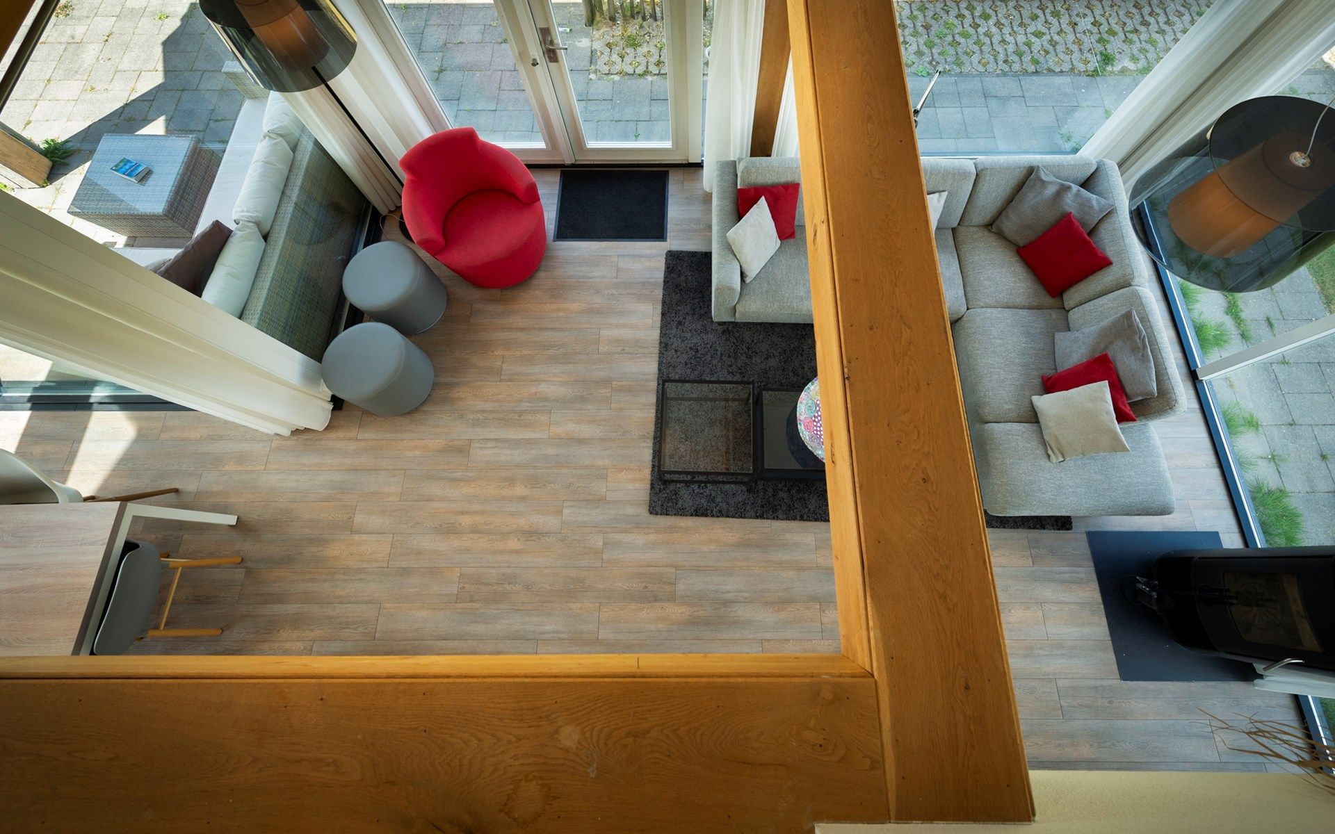 Mansardenzimmer mit Dachfenster im Ferienhaus Zonnedorp 8, De Zeehond in Renesse, Zeeland.