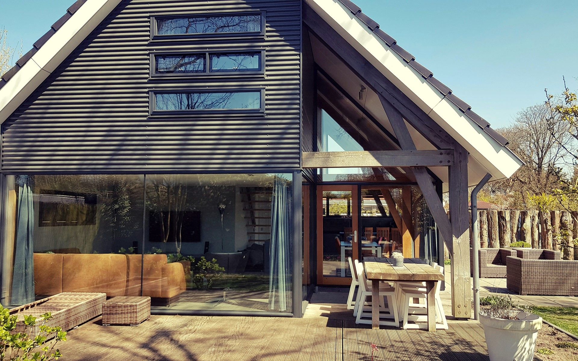 Veranda of Holiday home Horizon 36, 'Sea You' in Renesse, perfect for outdoor dining.