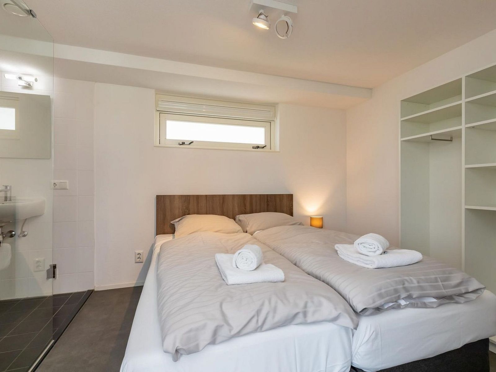 Guest house 6007191 - Holiday property Schouwen-Duiveland - Vakantiehuis DuinZilver B