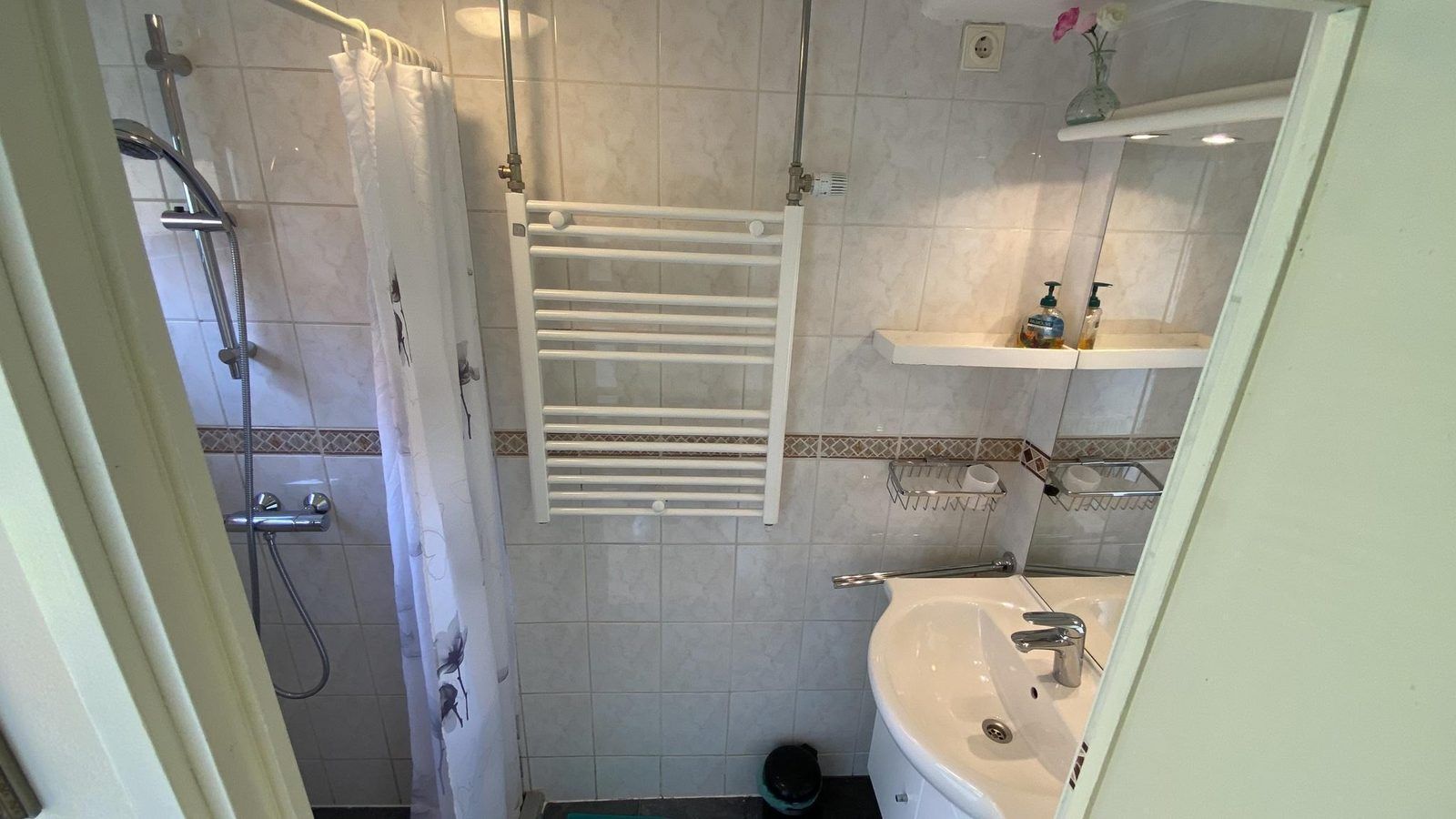 Guest house 6007206 - Holiday property Schouwen-Duiveland - VZ890 Vakantiehuis in Renesse