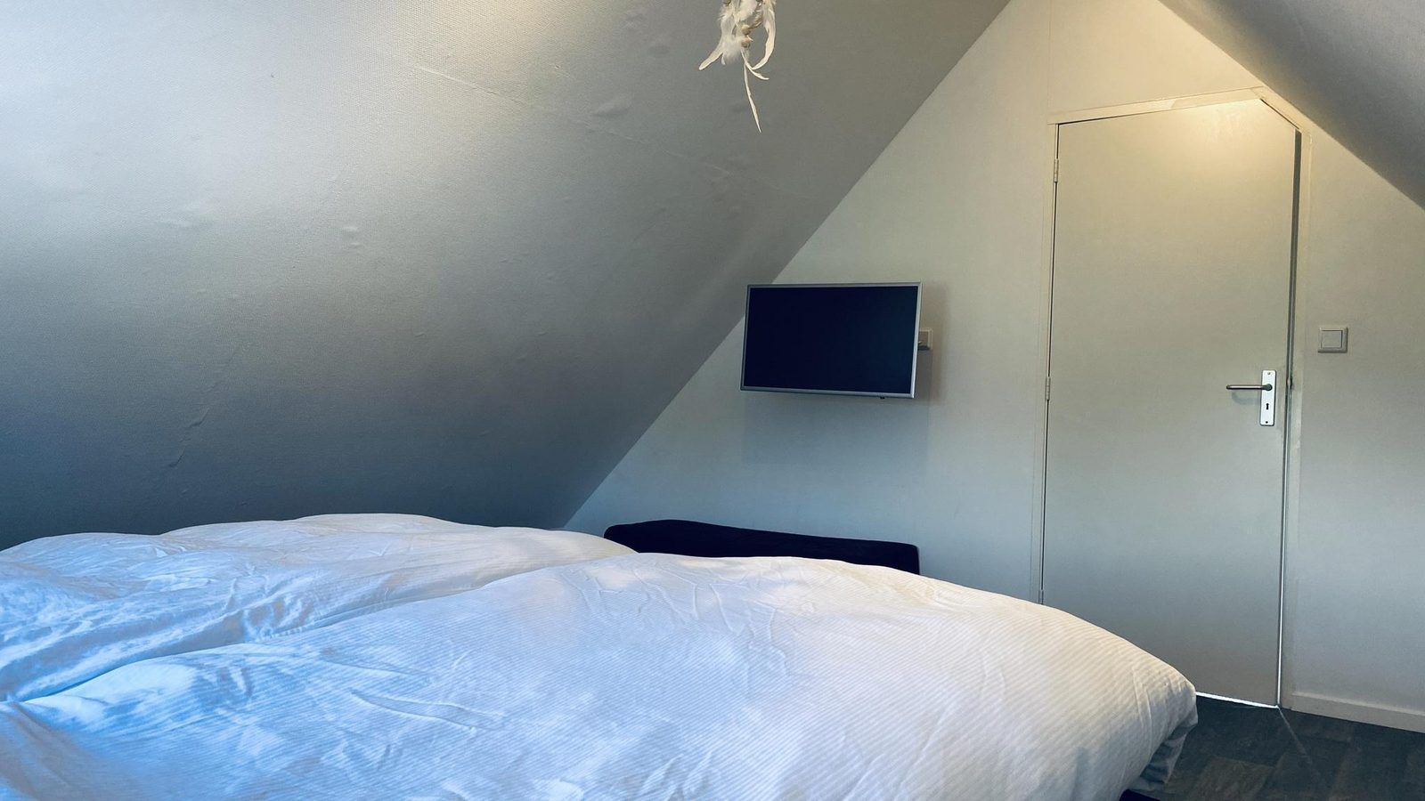 Gemuetliches Schlafzimmer in VZ704 Freistehendes Ferienhaus Renesse mit moderner Einrichtung, Renesse, Schouwen-Duiveland, Zeeland.