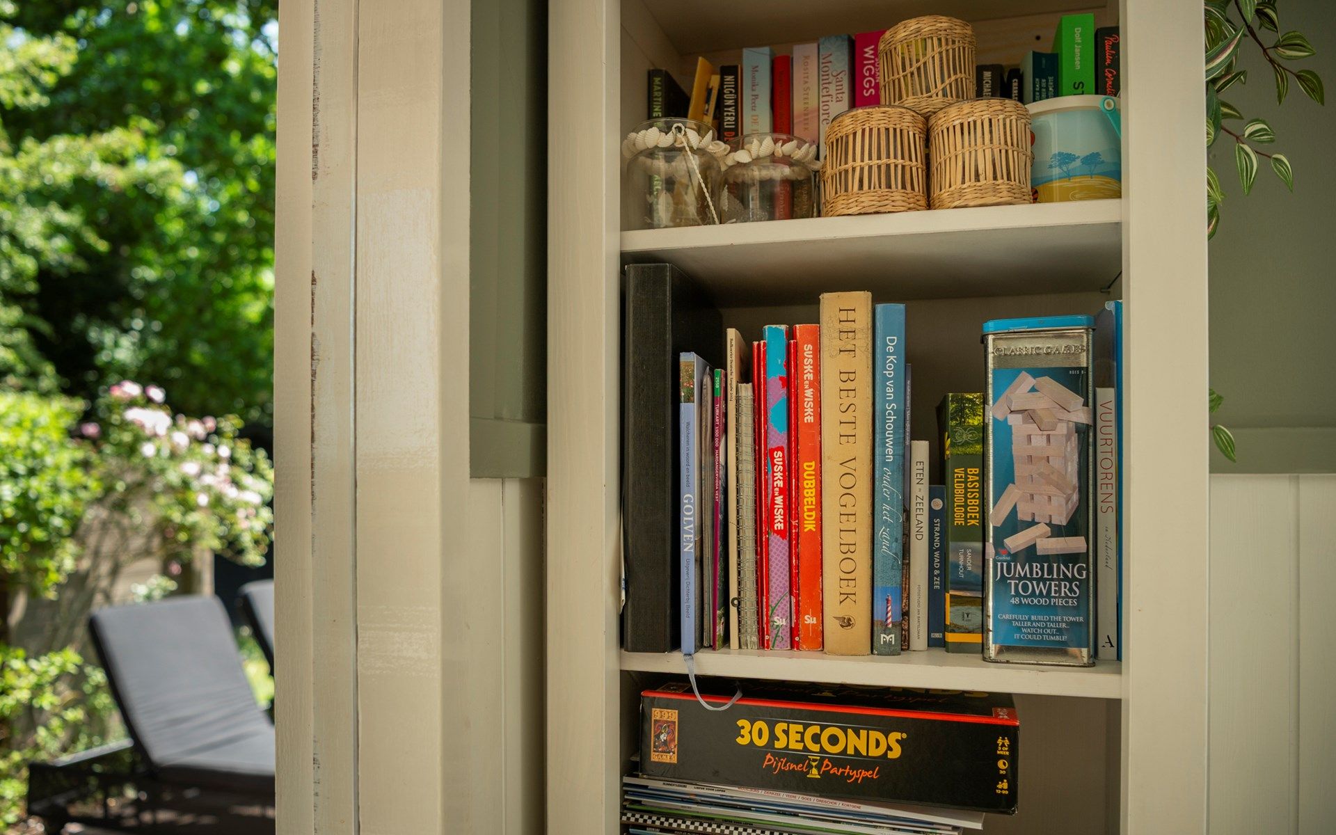 Detail von Kissen in Ferienhaus Pappelallee 21, Lodge to Lounge, mit einer gemuetlichen Atmosphaere.