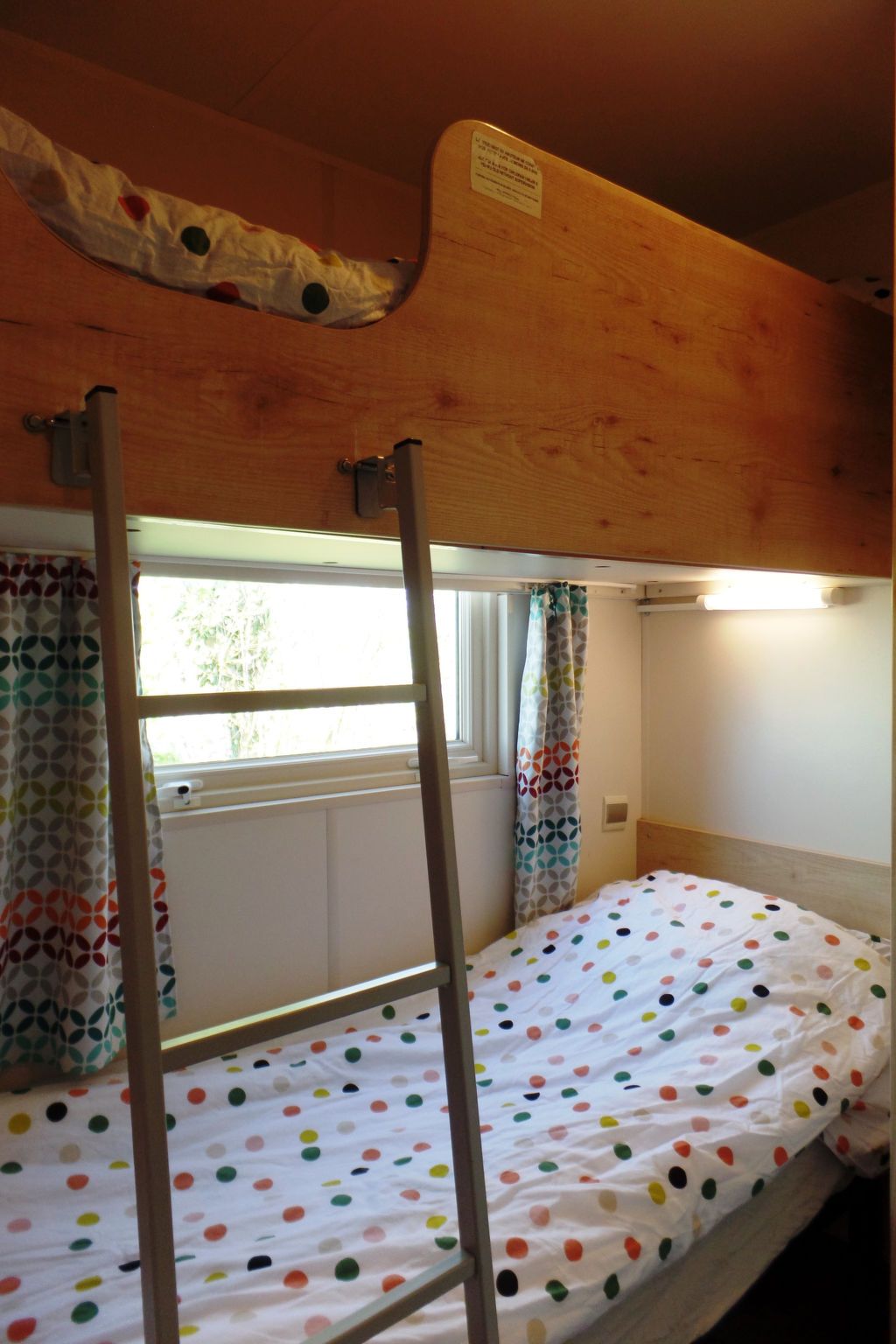 Unterkunft 601345 - Ferienhaus Schouwen-Duiveland - Vakantiehuis Camping Hofstede Zonnevliet - Pipo wagen