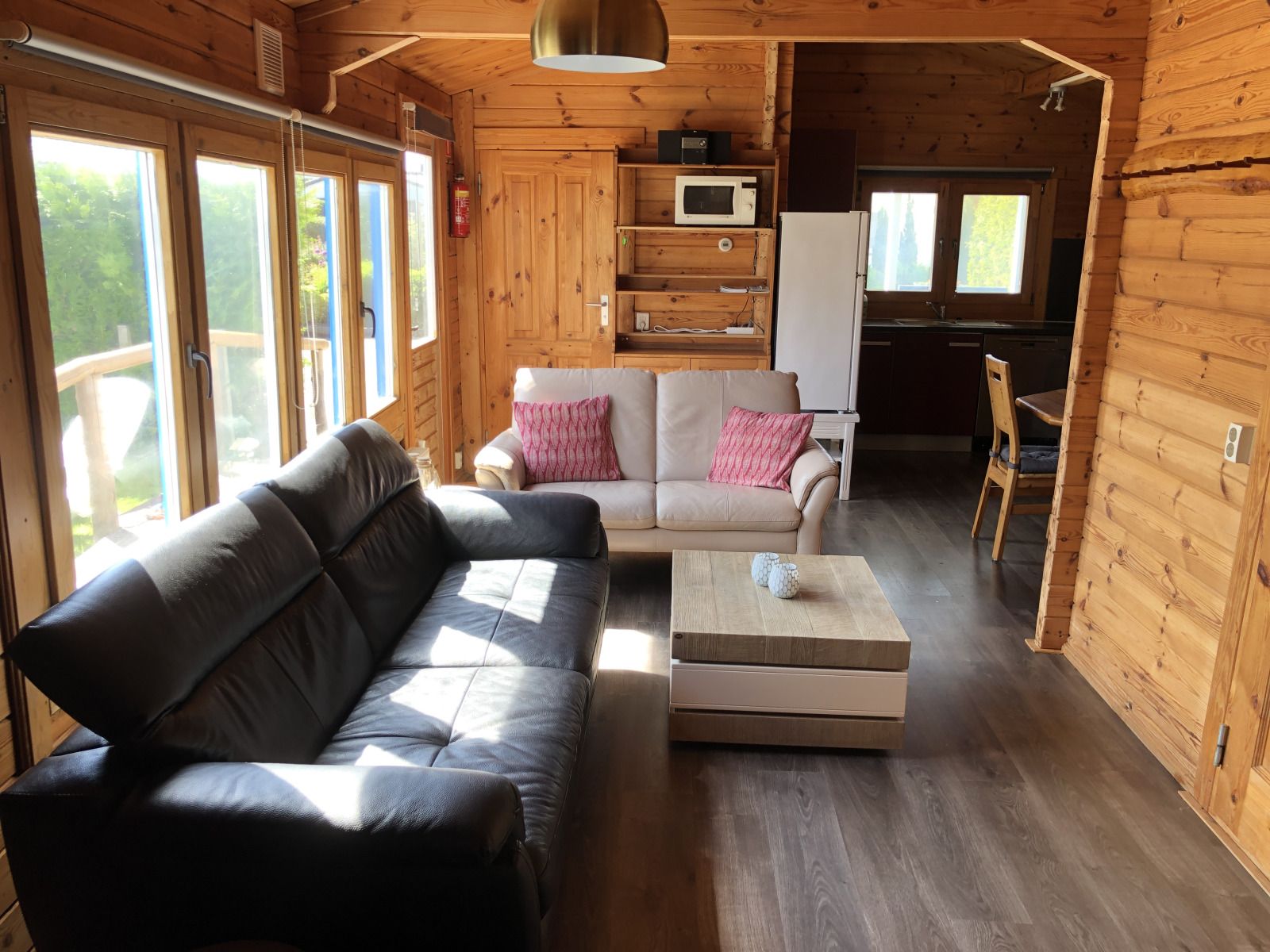 Veranda des Ferienhauses ZE1418 in Sint-Annaland, ideal zum Entspannen.