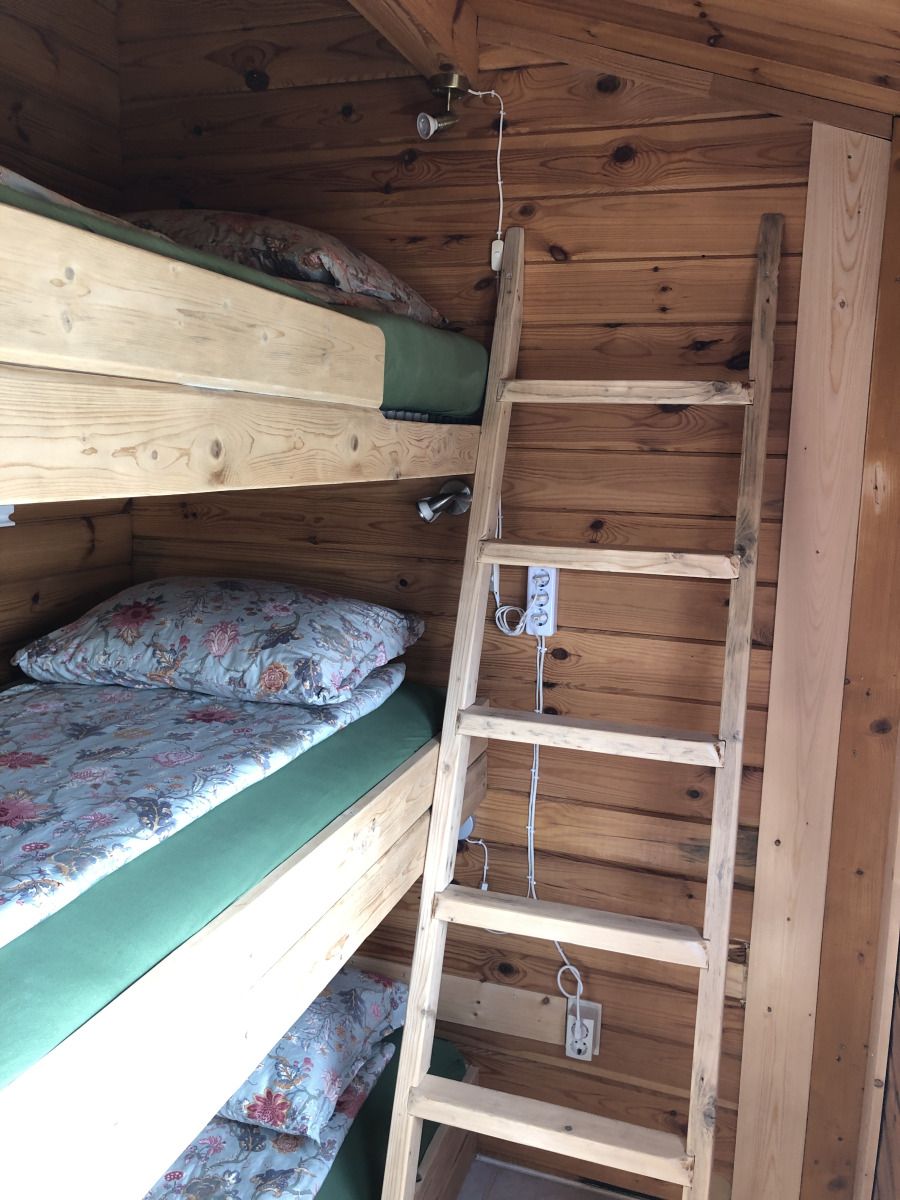 Geraeumige Terrasse im Ferienhaus ZE1418 in Sint-Annaland, Tholen, Zeeland.