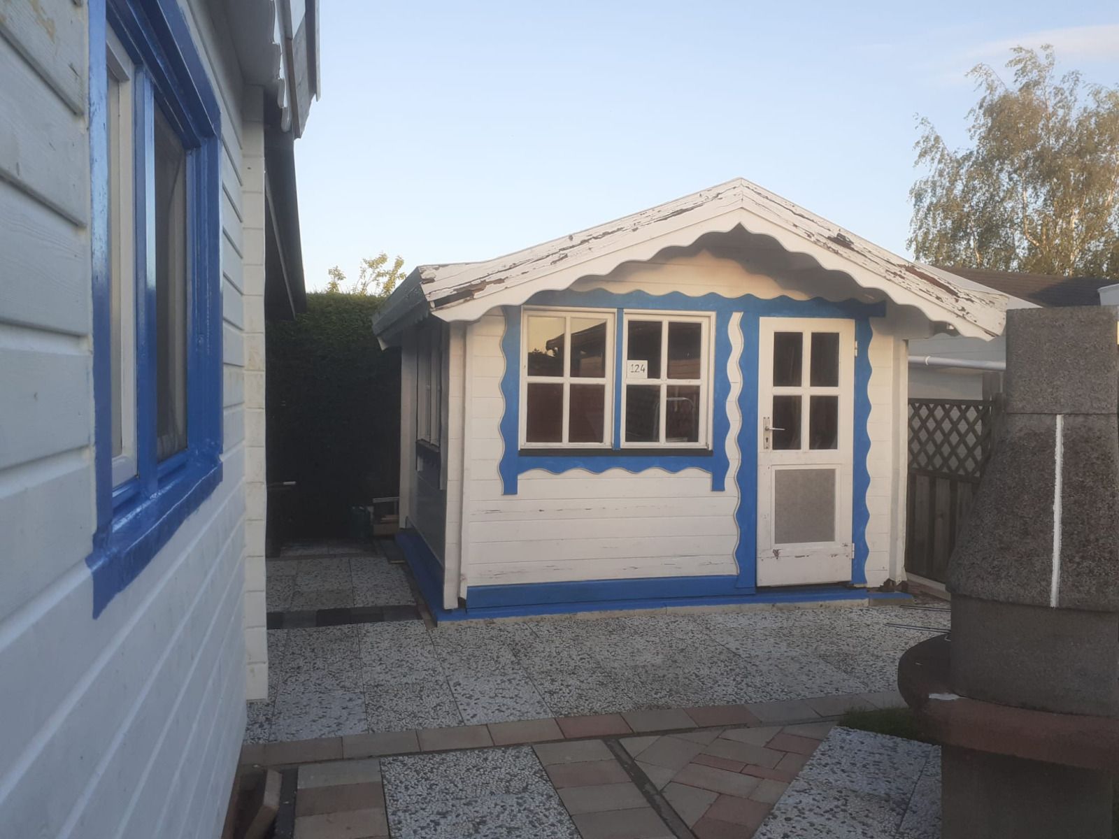 Garten mit Grill im Ferienhaus ZE1418 in Sint-Annaland, Tholen.