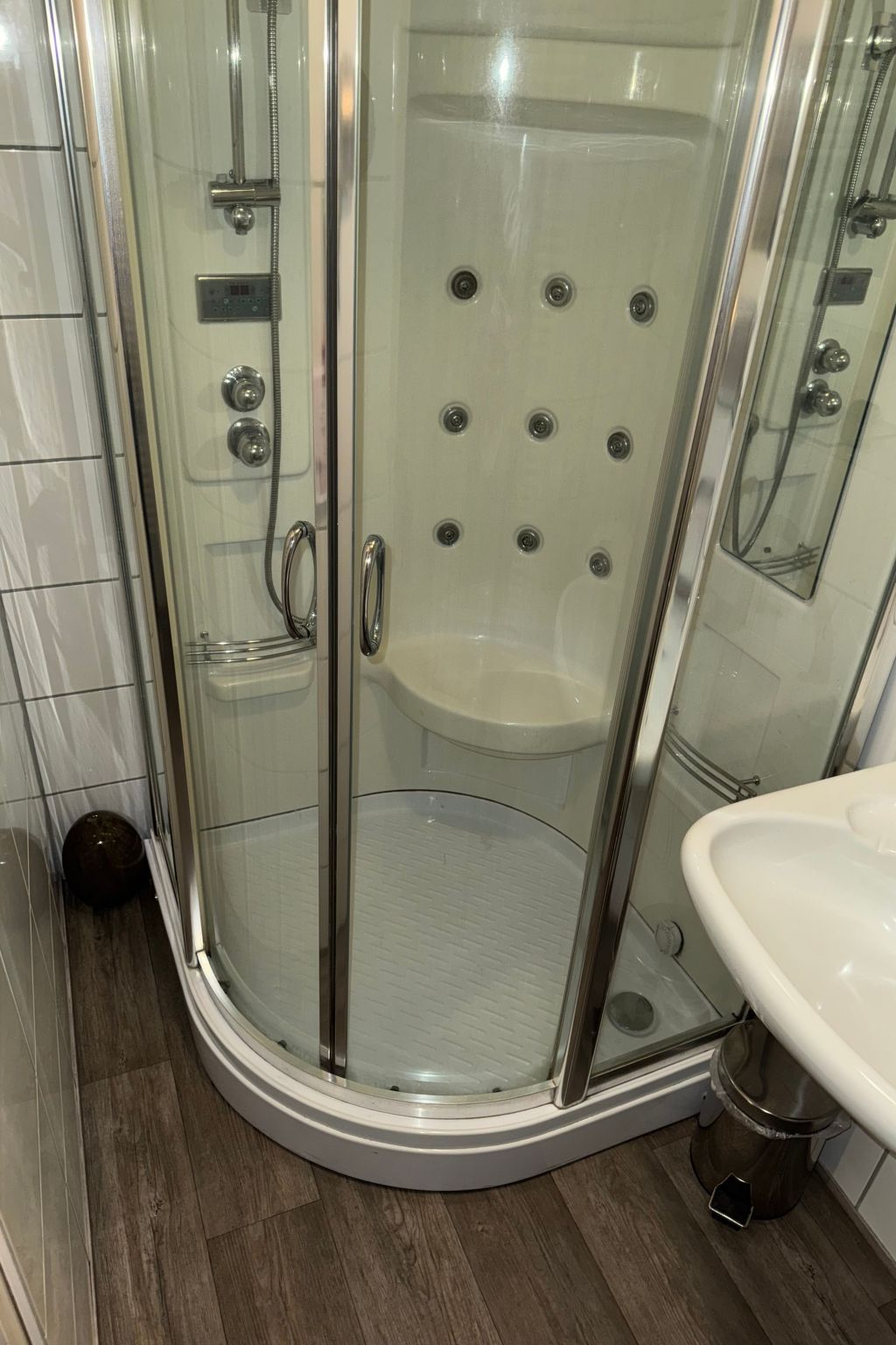 Guest house 610410 - Holiday property Tholen - Vakantiehuis "Wellness-Ferienhaus"