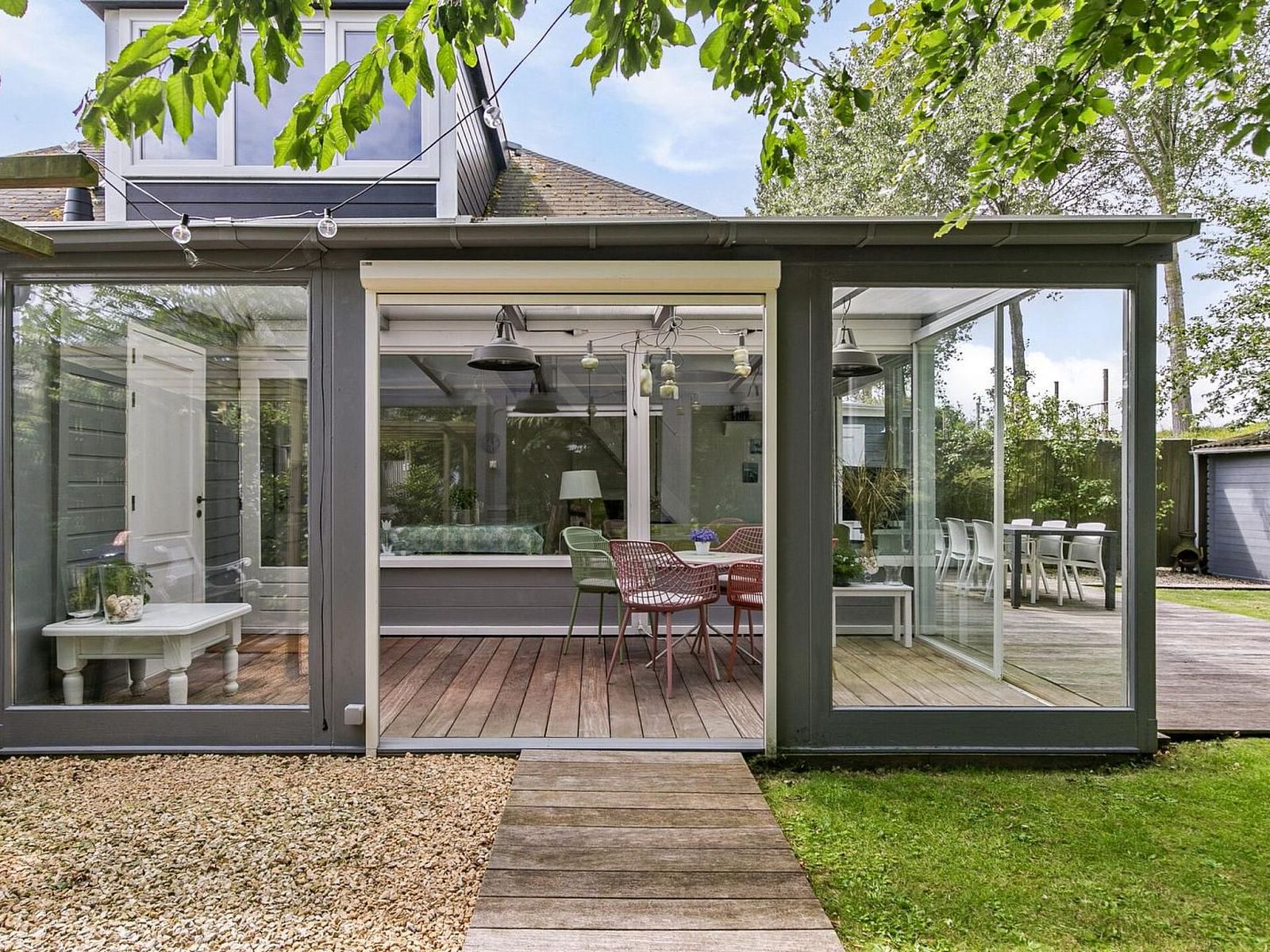 Guest house 610411 - Holiday property Tholen - Vakantiehuis Schöne Familien-Ferienwohnung in Zeeland