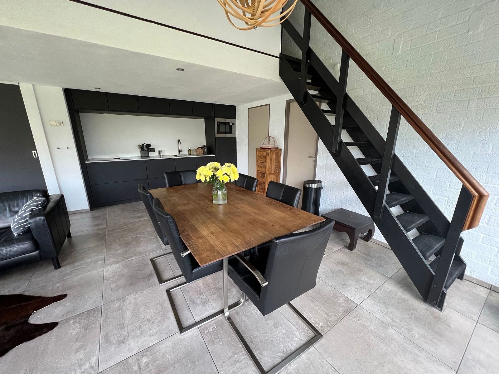 Guest house 610467 - Holiday property Tholen - Vakantiehuis in Stavenisse mit gemütlicher Terrasse