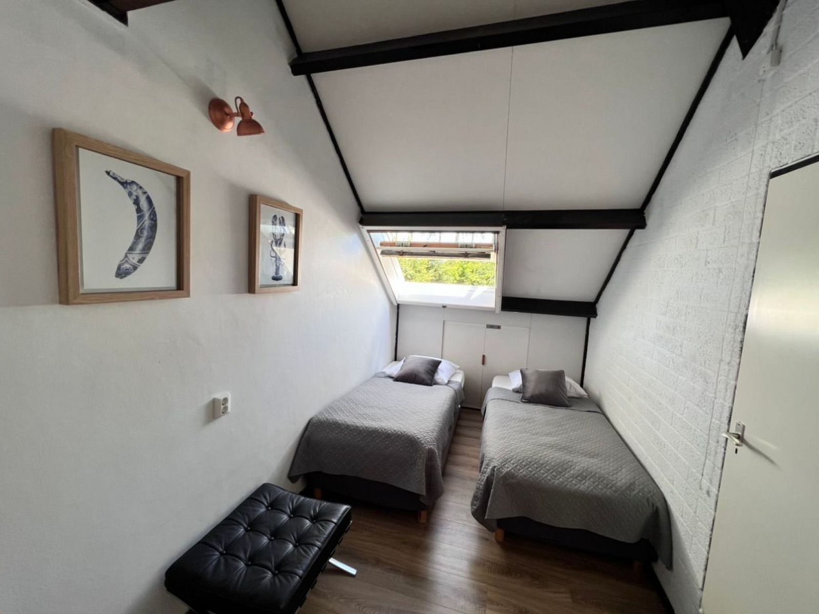 Guest house 610467 - Holiday property Tholen - Vakantiehuis in Stavenisse mit gemütlicher Terrasse