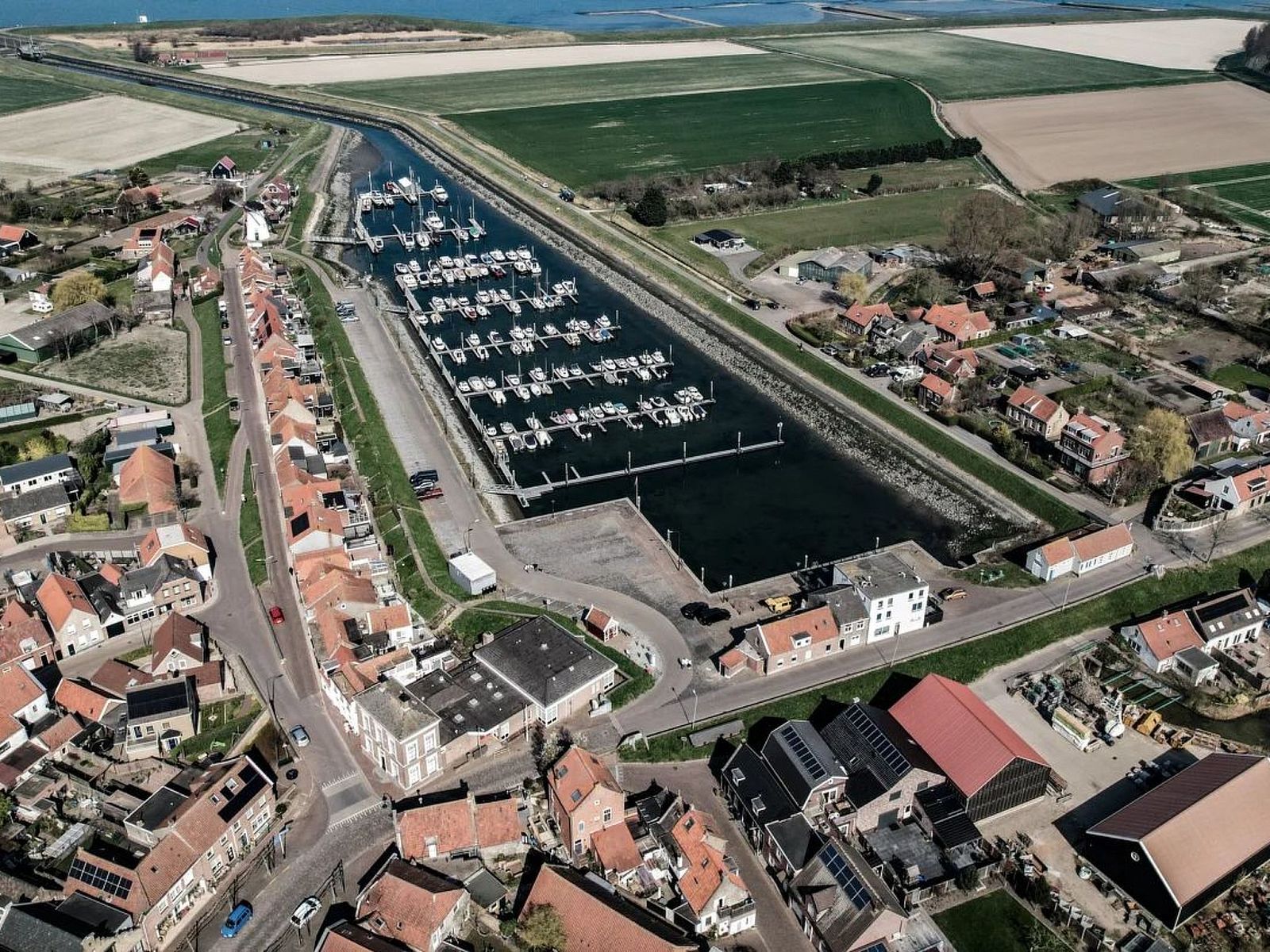 Guest house 610478 - Holiday property Tholen - Vakantiehuis "Buurtweg 121"