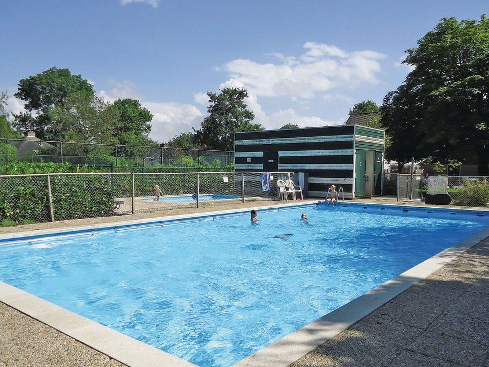 Guest house 610479 - Holiday property Tholen - Vakantiehuis am Meer in Zeeland