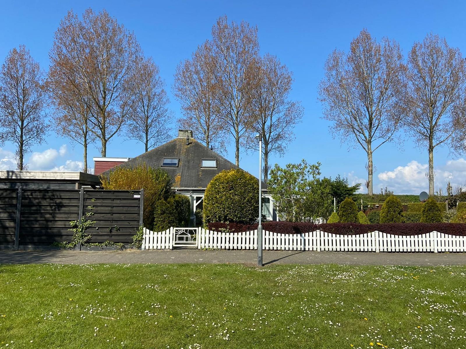 Guest house 610482 - Holiday property Tholen - Vakantiehuis "Buurtweg 61"