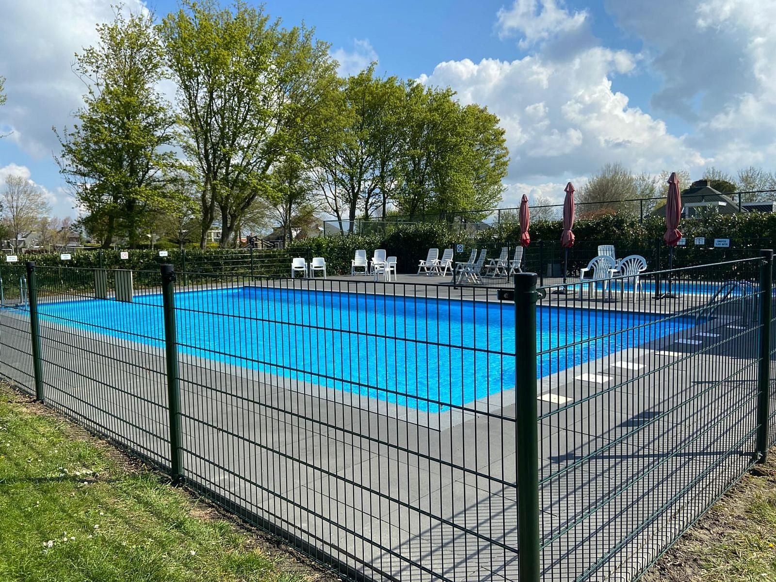 Guest house 610482 - Holiday property Tholen - Vakantiehuis "Buurtweg 61"