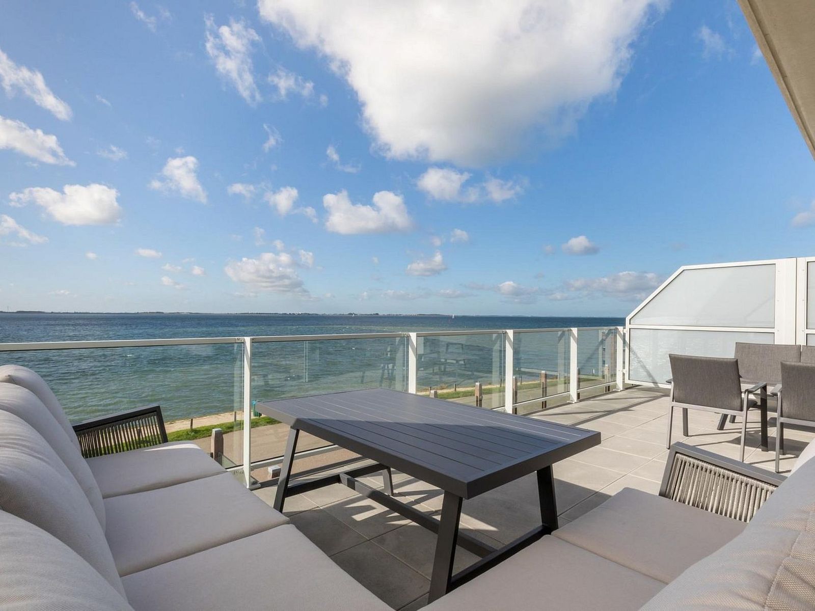 Verblijf 611036 - Vakantiewoning Tholen - Vakantiehuis De DijkSuite