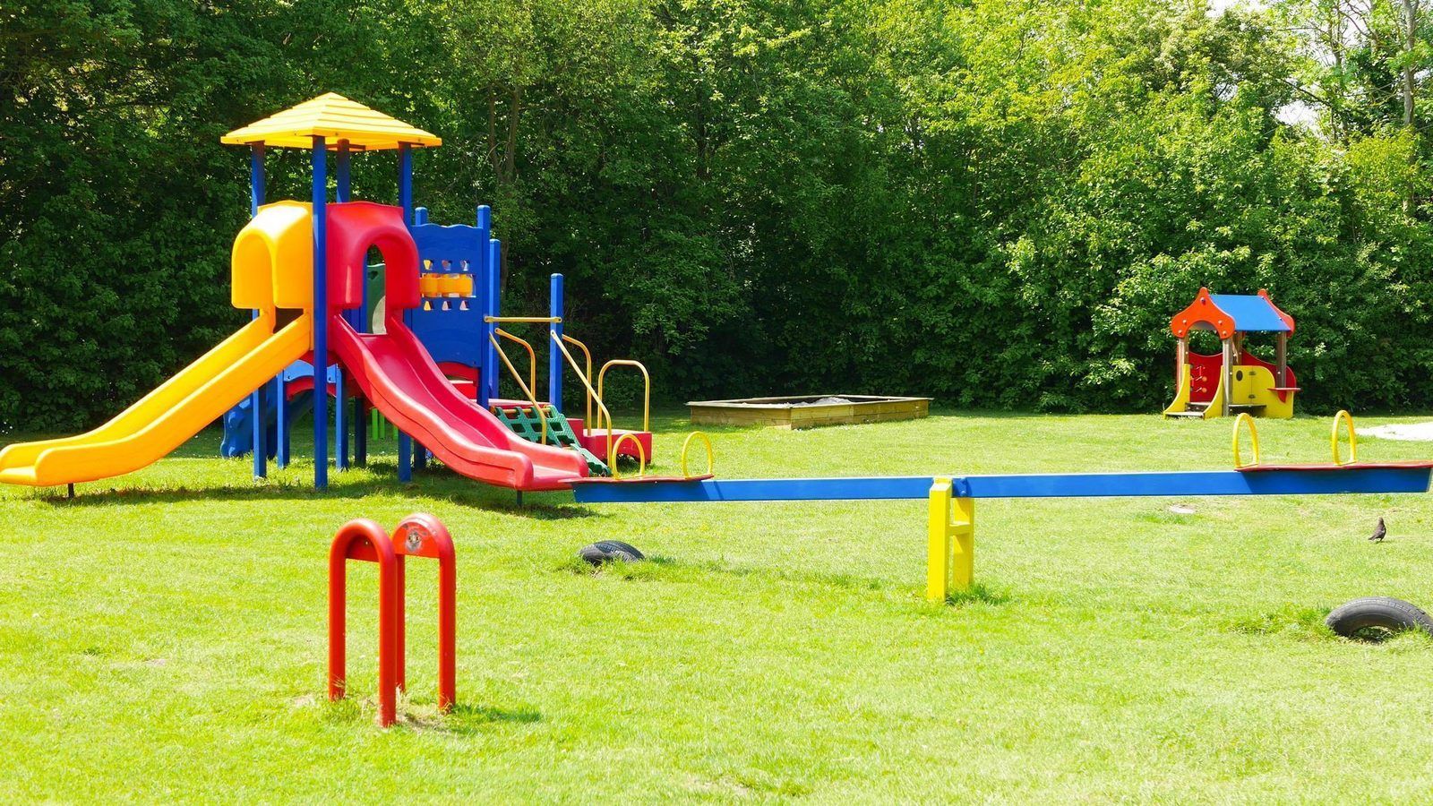 Speeltuin in de buurt van VZ2317 Luxe vakantiechalet in Scherpenisse, Zeeland voor kinderen.