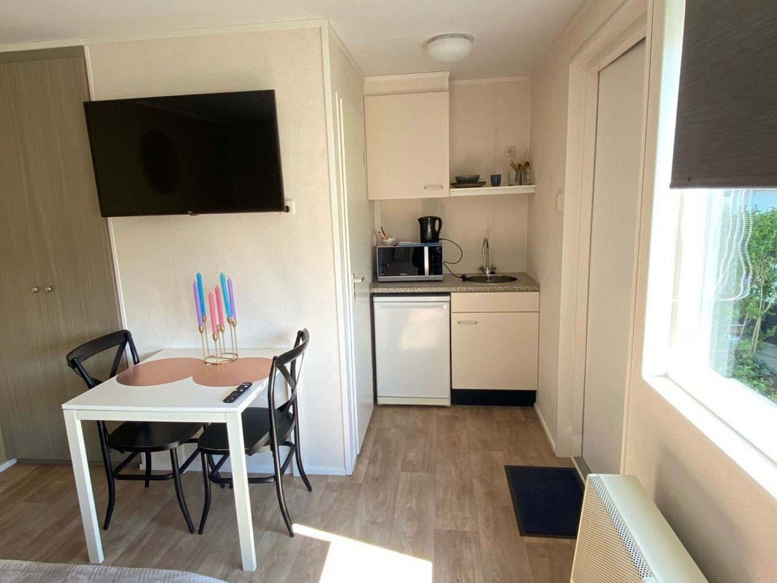 Guest house 611076 - Holiday property Tholen - Vakantiehuis Vakantiepark de Zeeuwse Parel - Hotelkamer 2p