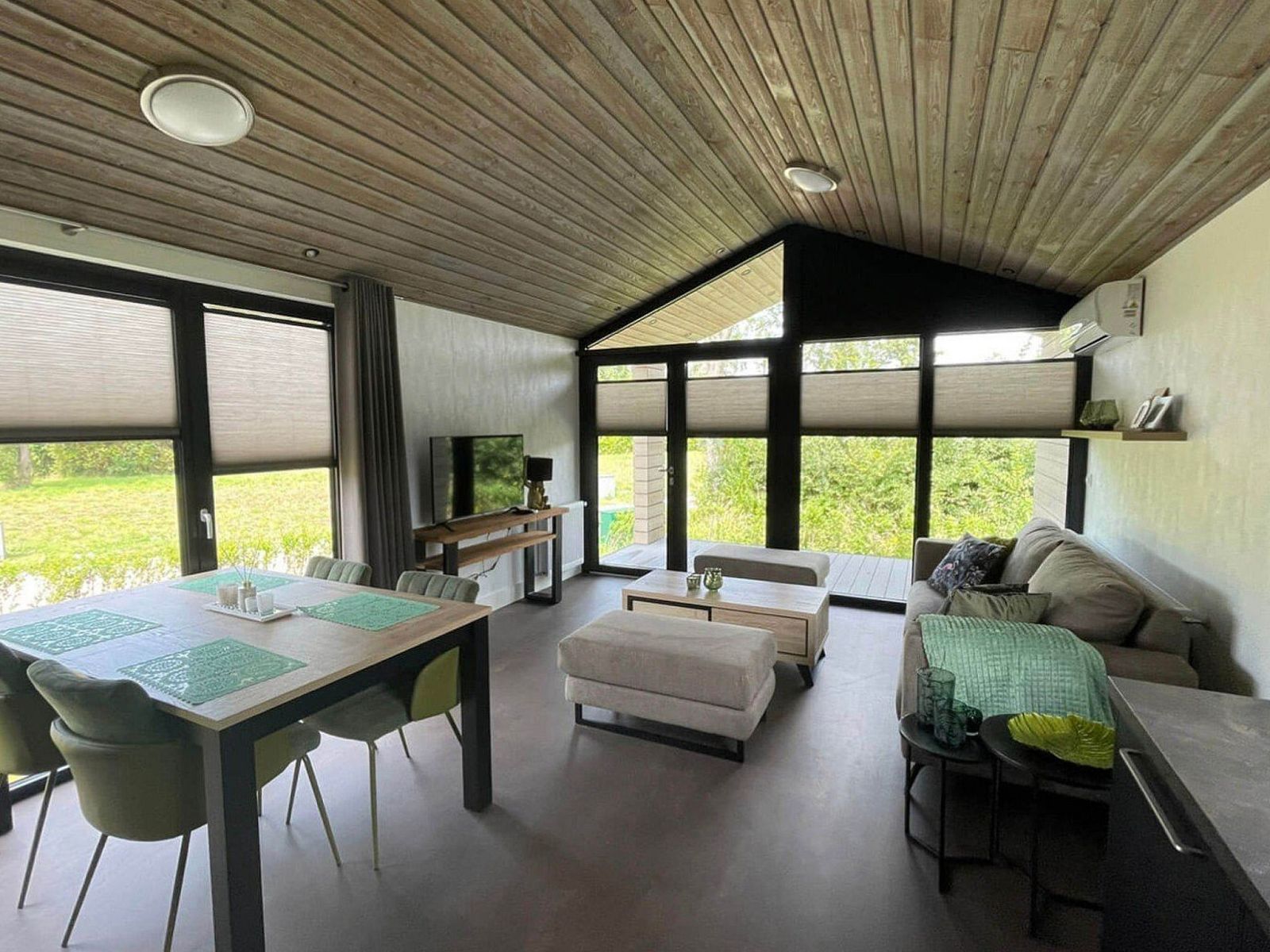 Guest house 611078 - Holiday property Tholen - Vakantiehuis Vakantiepark de Zeeuwse Parel - de Parel 4p