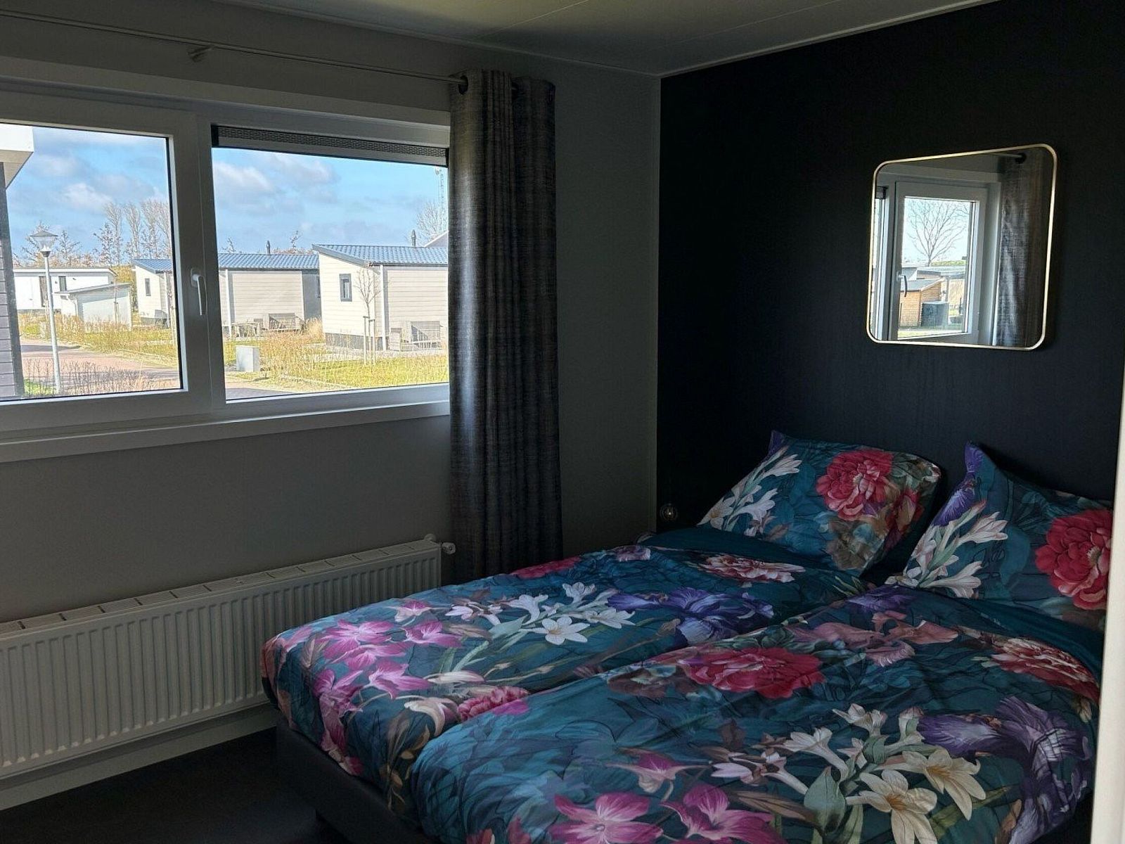Verblijf 611086 - Vakantiewoning Tholen - Vakantiehuis Vakantiepark de Zeeuwse Parel - De Zeester 6p