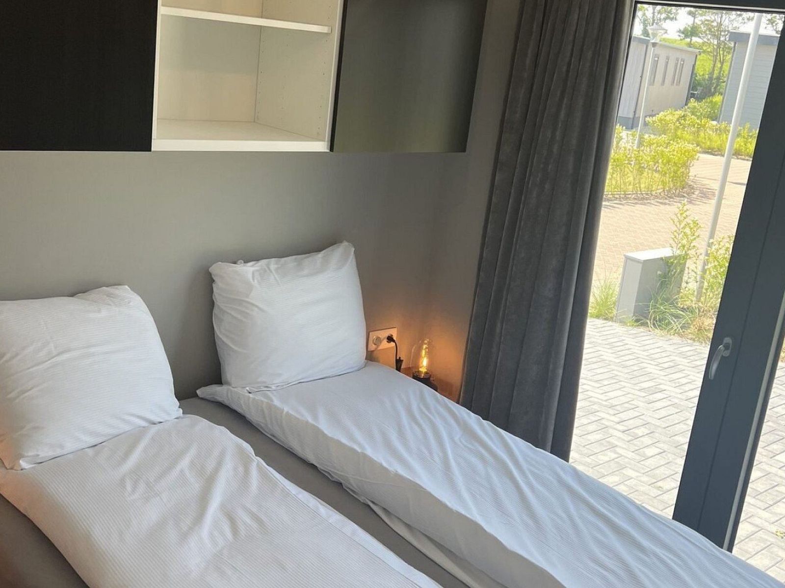 Verblijf 611087 - Vakantiewoning Tholen - Vakantiehuis Vakantiepark de Zeeuwse Parel - de Zeebries 6p