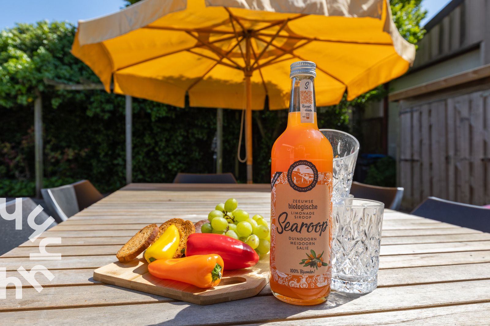 Trampolin im Garten des Ferienhauses ZE142 in Koudekerke, Walcheren, ideal fuer Kinder.