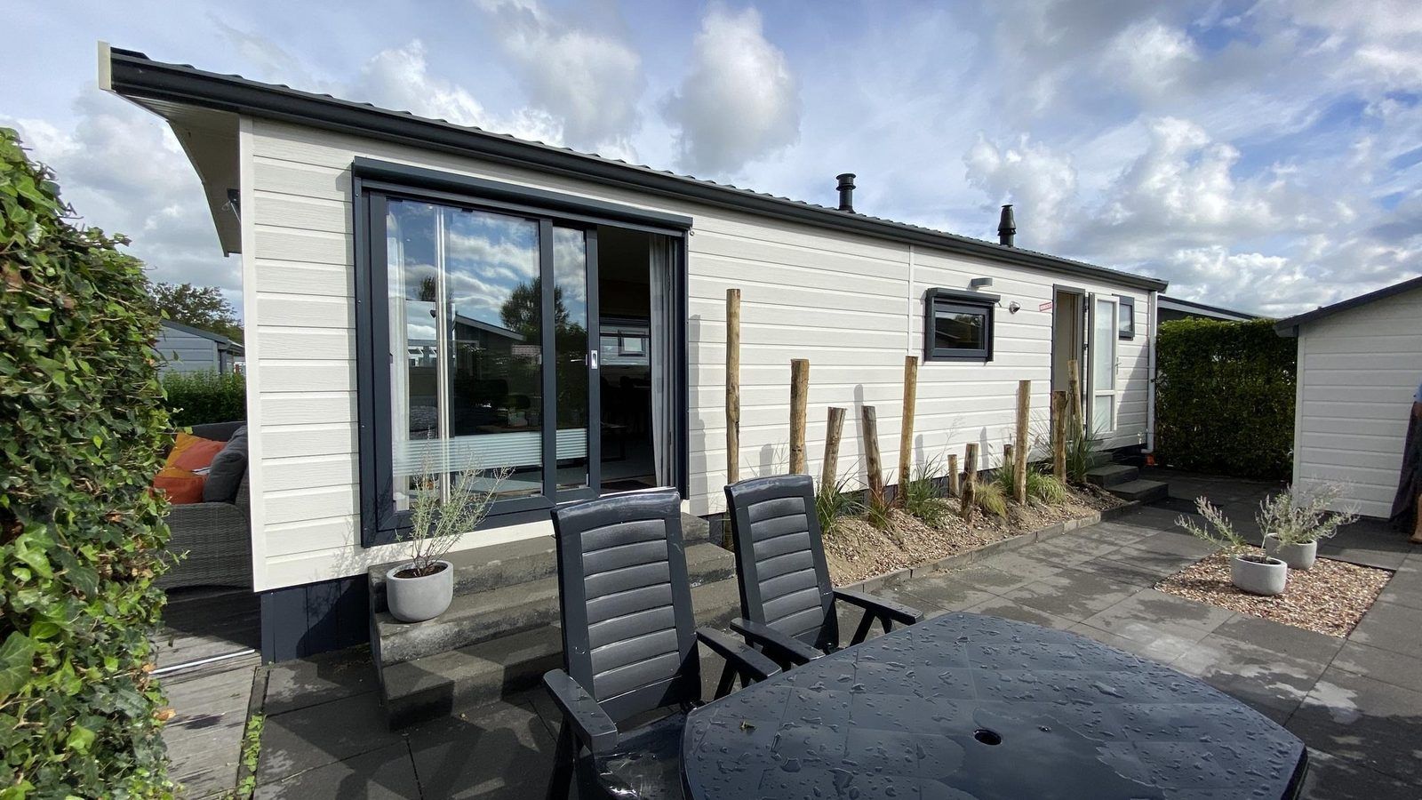 VZ882 Ferienchalet Oostkapelle mit Terrasse in Walcheren, Zeeland.