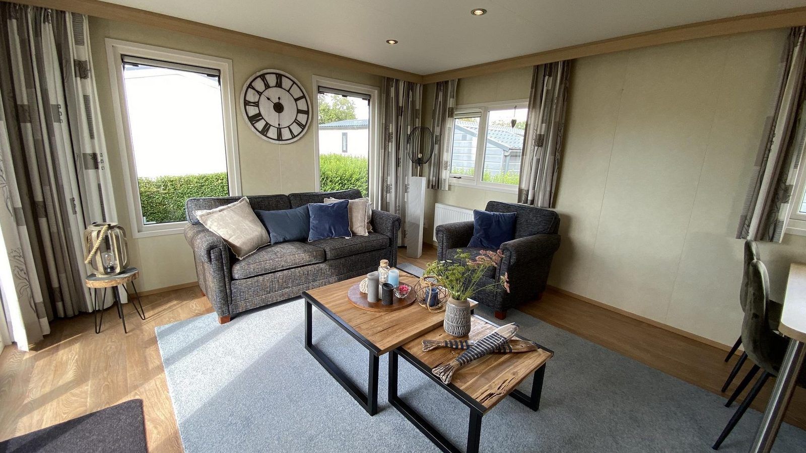 Stilvolles Wohnzimmer des VZ882 Ferienchalets Oostkapelle, Walcheren.