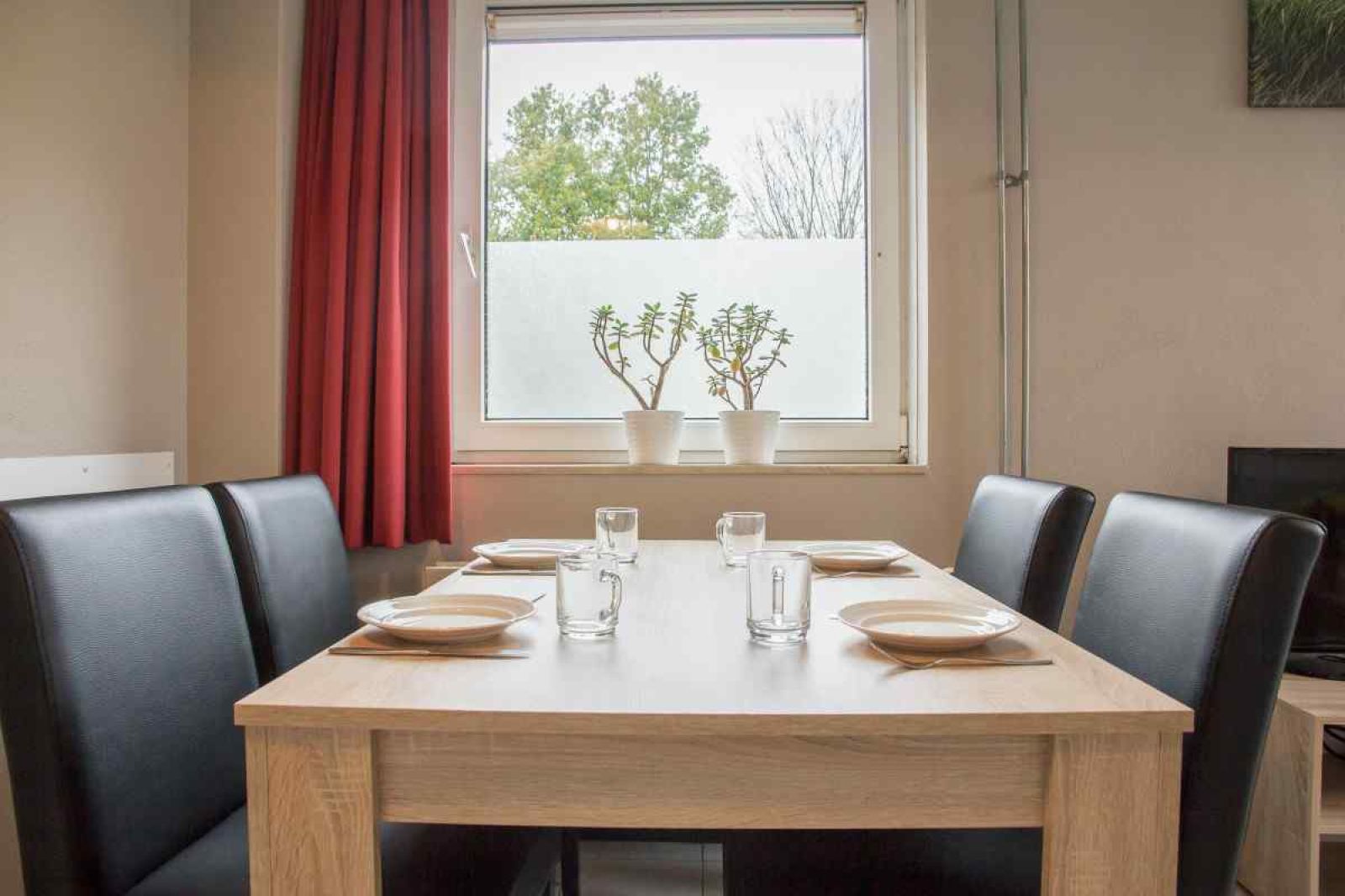 Atemberaubender Sonnenuntergang im Ferienhaus ZE320 in Oostkapelle, Walcheren, an der Kueste.