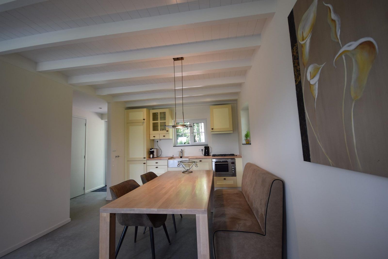 Gemuetliche Kueche in VZ1167 Doppelhaushaelfte in Oostkapelle, Walcheren, Zeeland.