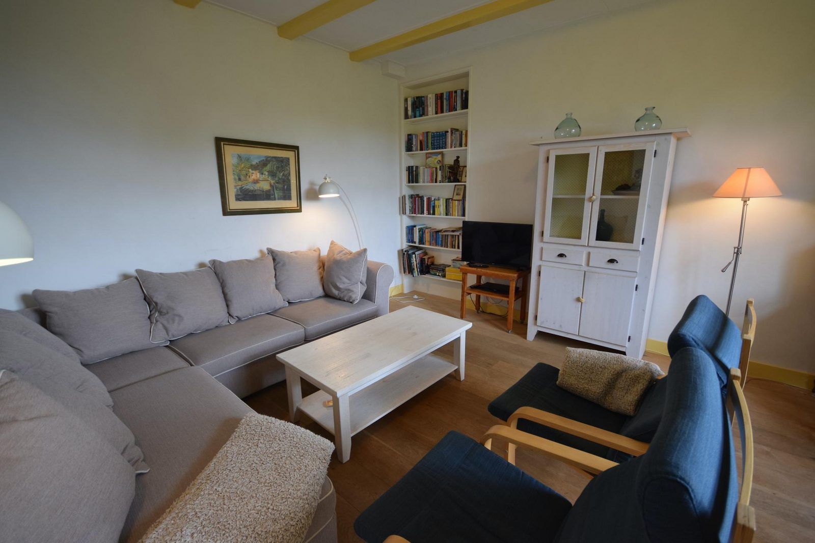 Gemuetliche Sitzecke in VZ2329 Ferienhaus Oostkapelle, ideal fuer Entspannung auf Walcheren.