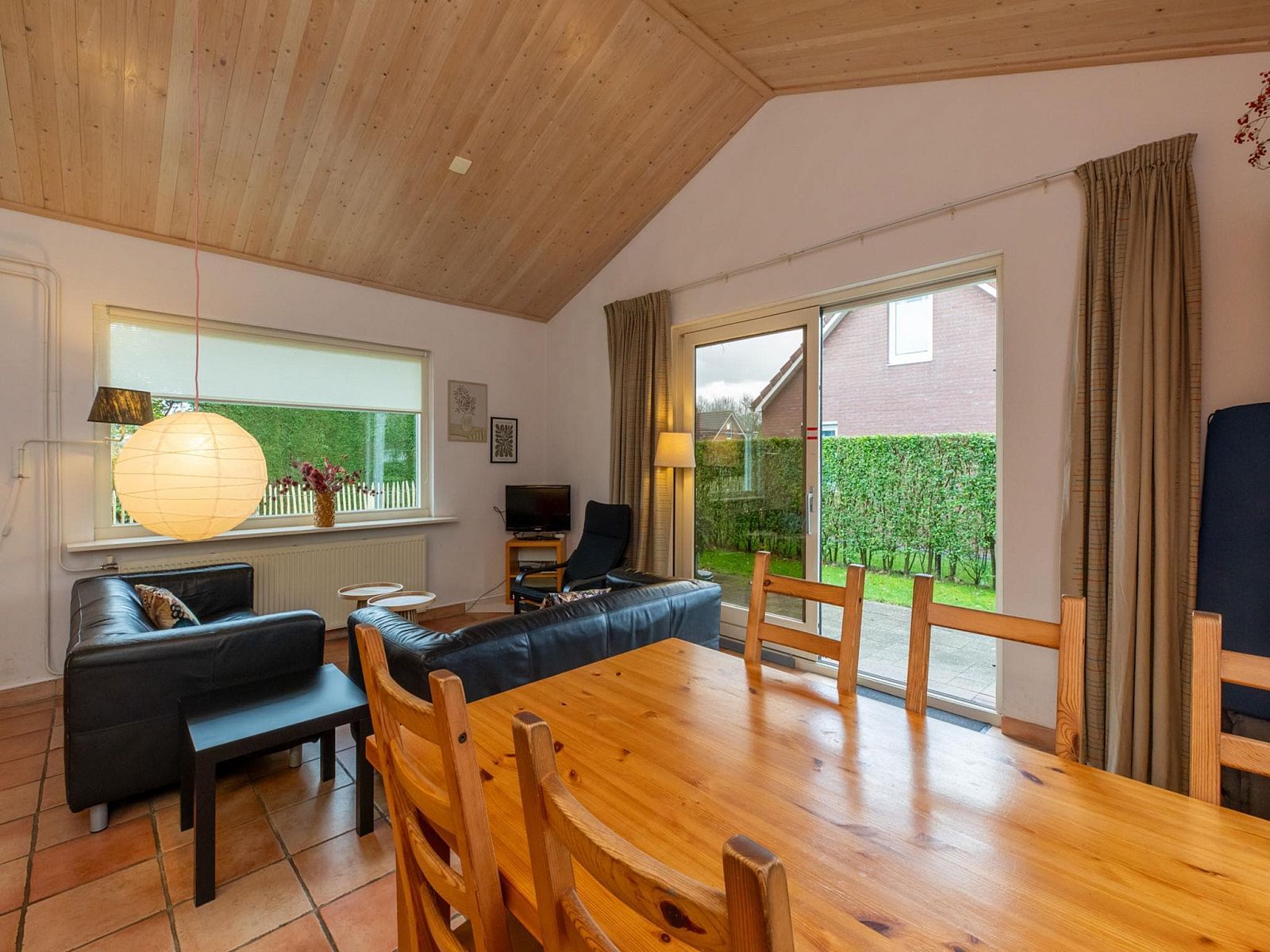 Guest house 6202195 - Holiday property Walcheren - Vakantiehuis voor 6 personen  Hoge Weide 63 Oostkapelle  Dic