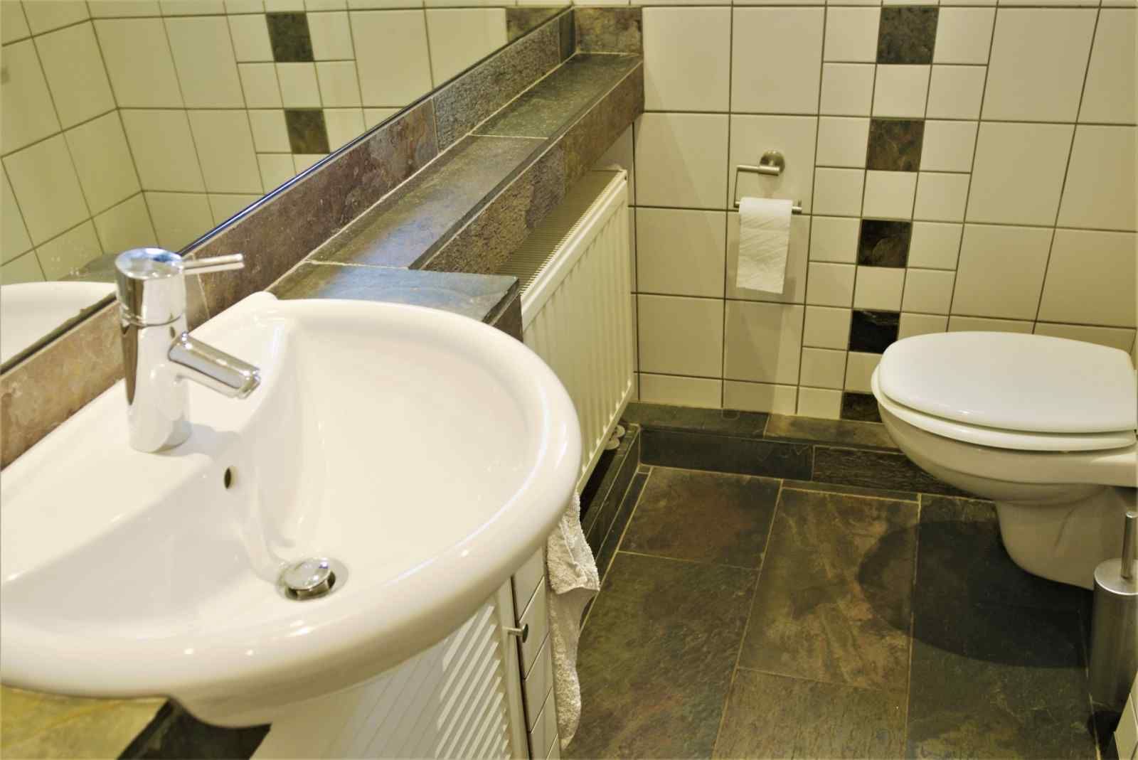 Gemuetliches Zweibettzimmer im Ferienhaus ZE1298 Oostkapelle.