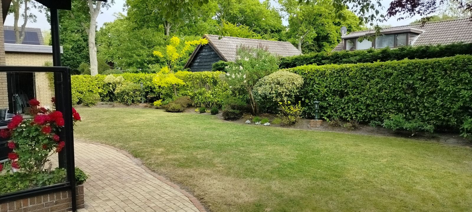 Moderne Kueche in ZE1298 Ferienhaus Oostkapelle Walcheren Zeeland.