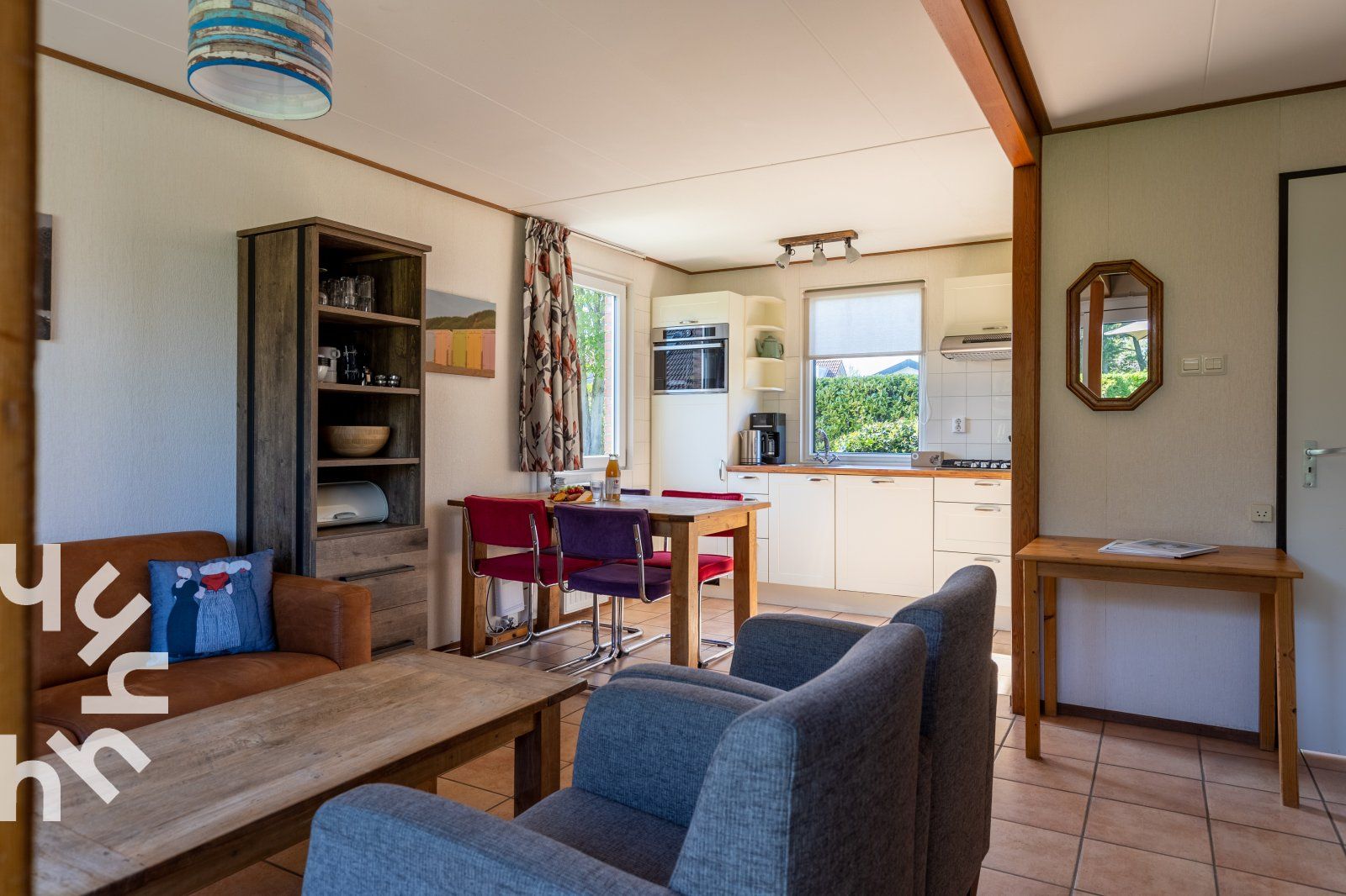 Modern kitchen in vacation home ZE414, Oostkapelle, Walcheren, Zeeland.