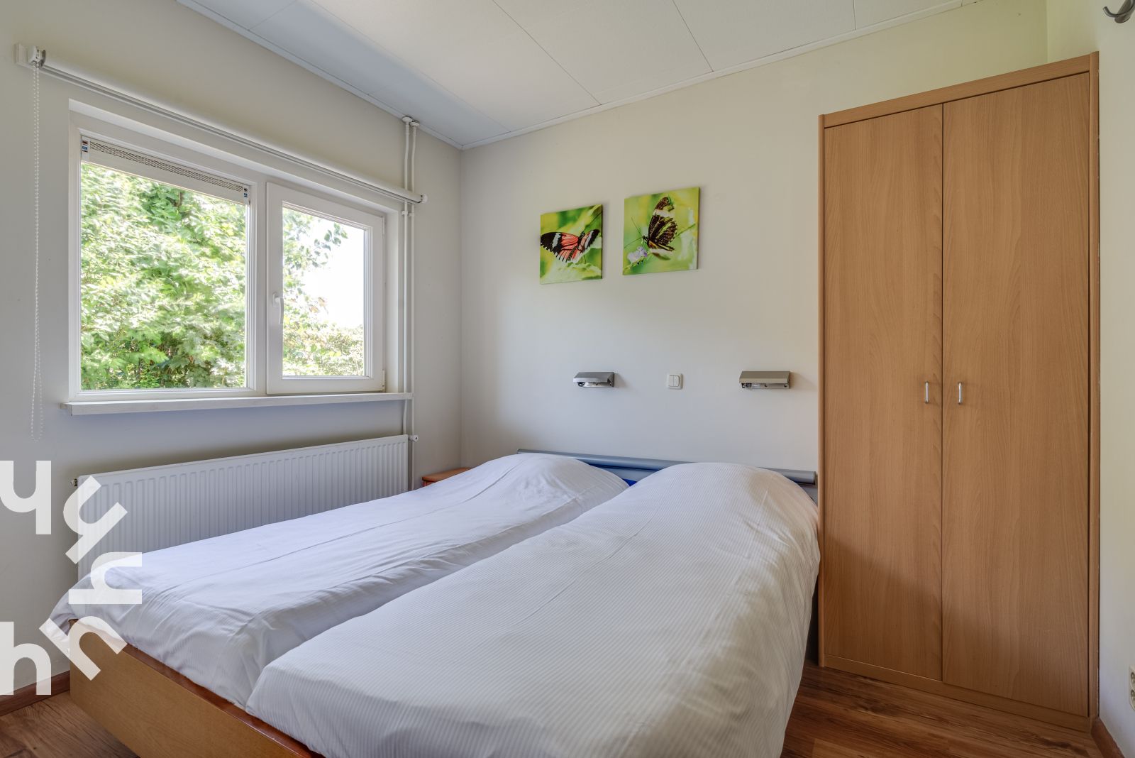 Moderne badkamer met douche in ZE073 vakantiehuis, Oostkapelle, Walcheren.