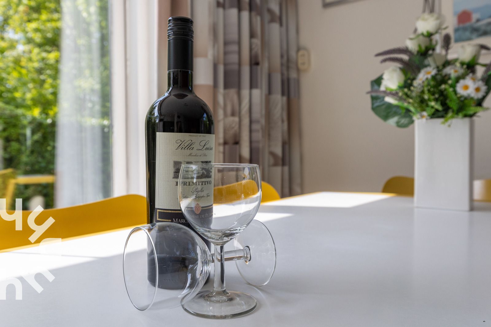 Gezellige woonkamer in vakantiehuis ZE242, Oostkapelle, Walcheren, Zeeland.