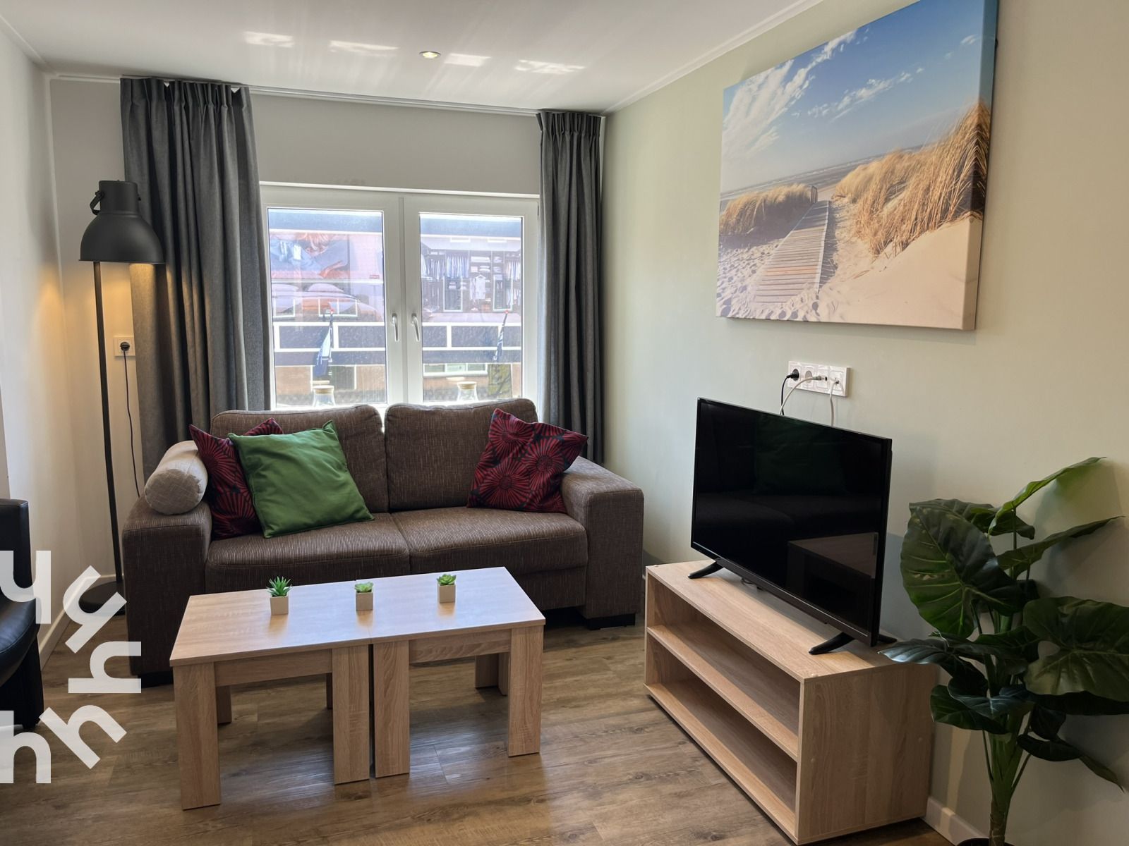 Bedroom with two single beds in vacation home ZE927, Westkapelle, Walcheren.