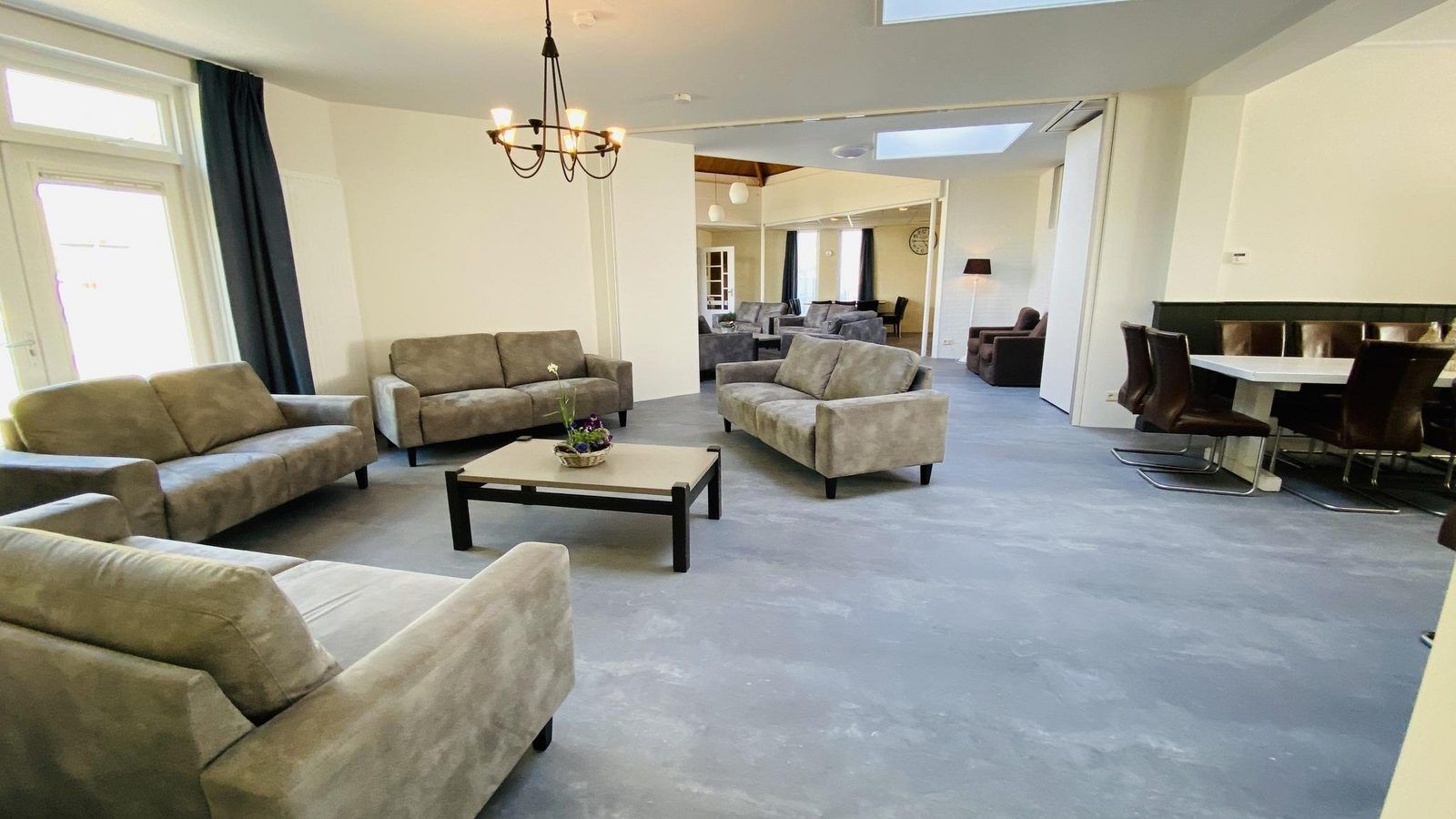 Stylish sitting area in VZ131 Group accommodation Westkapelle, vacation home in Zeeland.