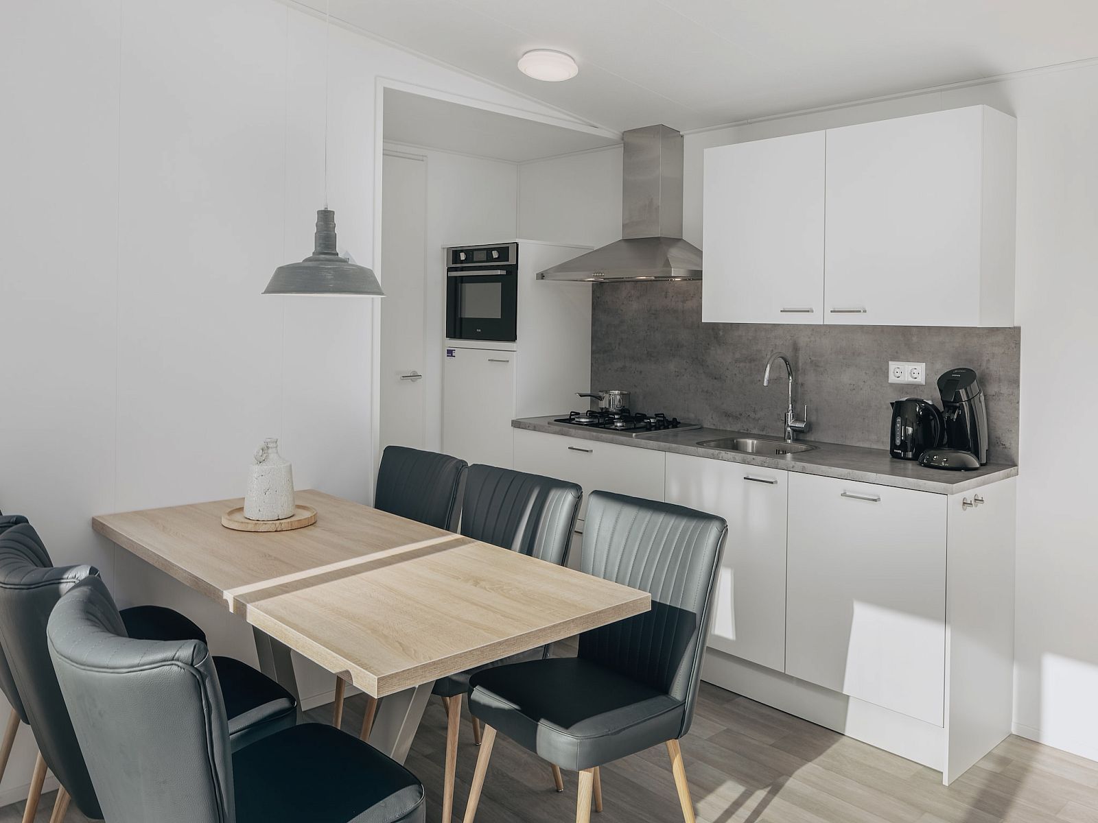 Guest house 6204187 - Chalet Walcheren - Vakantiepark Hof Domburg 22