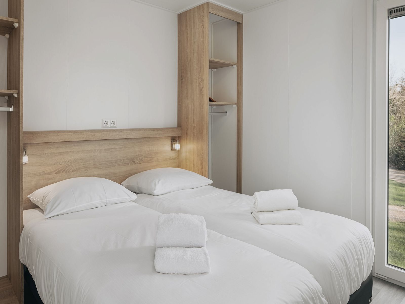 Guest house 6204187 - Chalet Walcheren - Vakantiepark Hof Domburg 22
