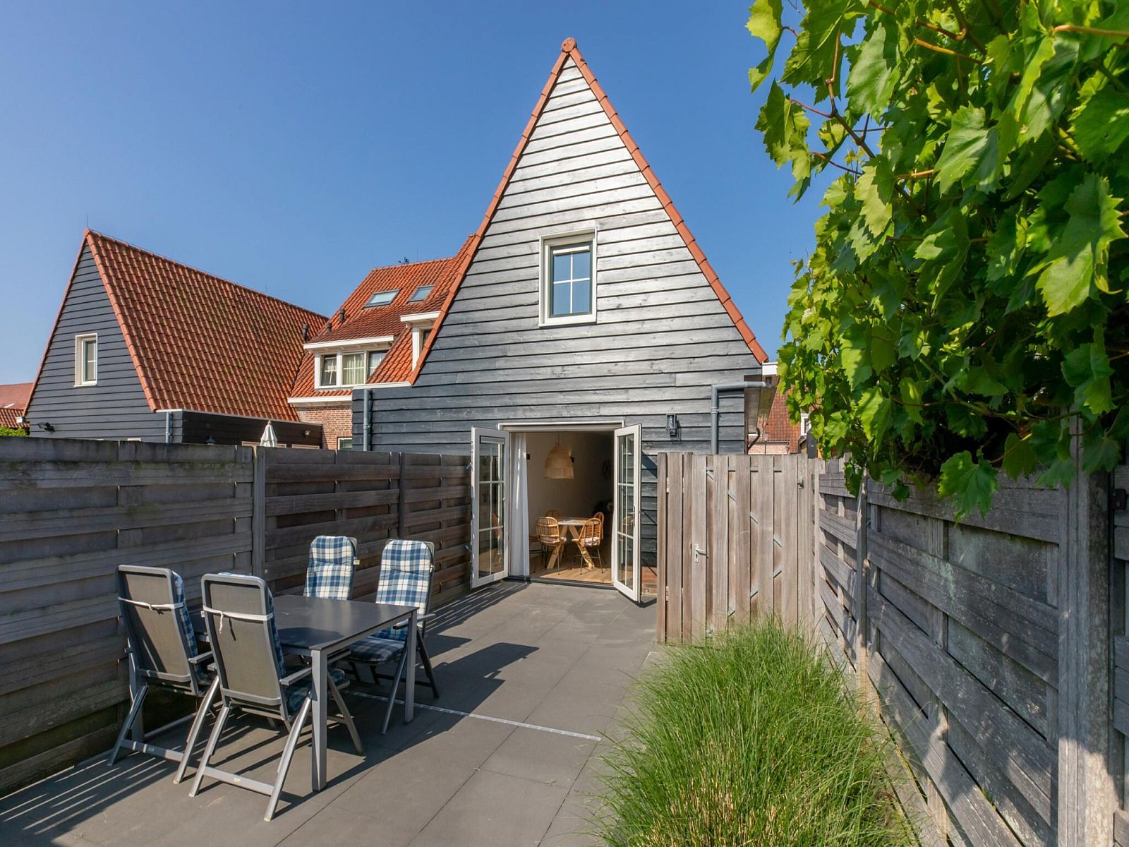 Verblijf 6204196 - Vakantiewoning Walcheren - Brouwersbuurt 23a  Domburg