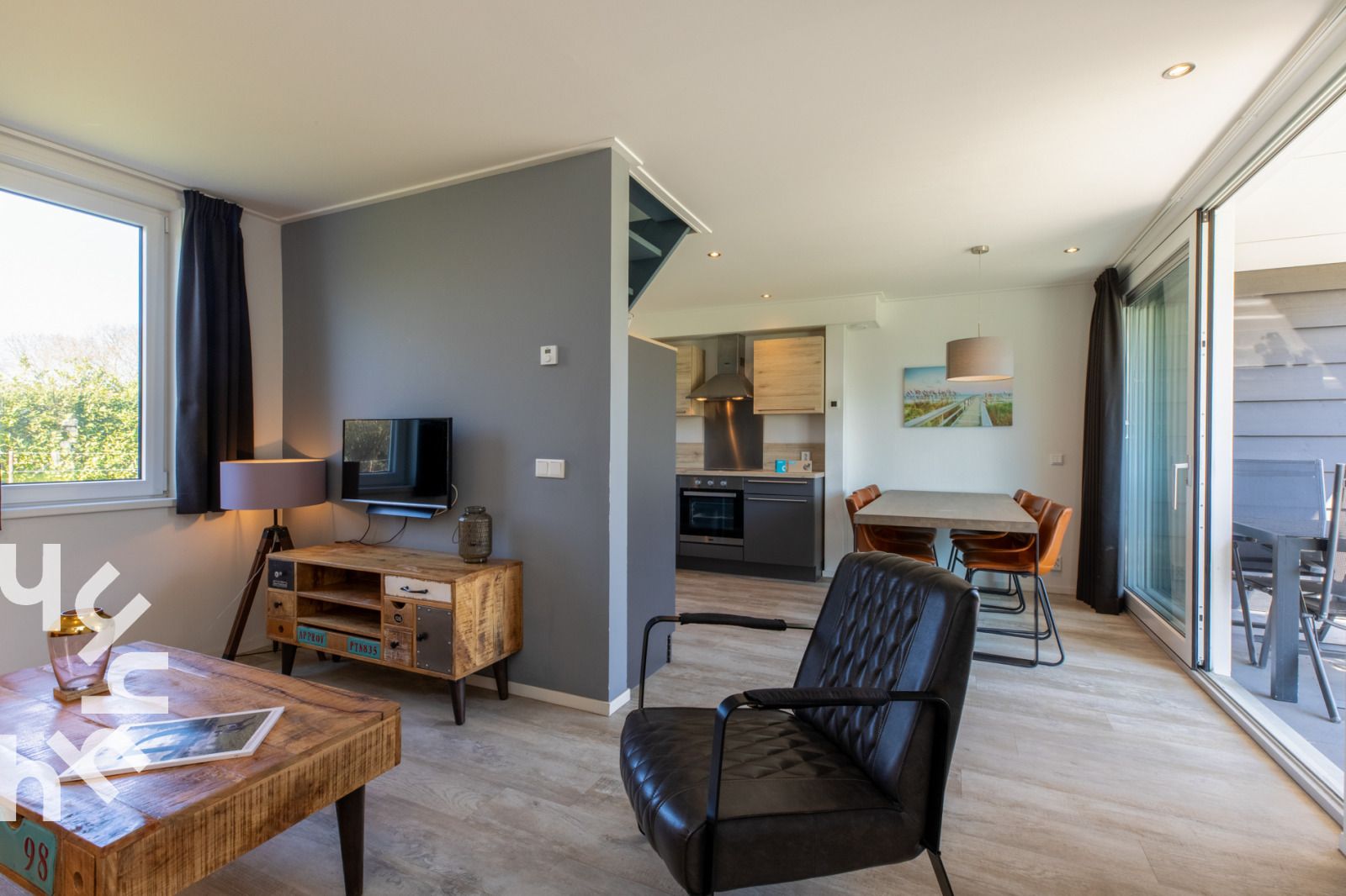 Groen uitzicht vanuit vakantiehuis ZE1447 in Aagtekerke, Walcheren, Zeeland.