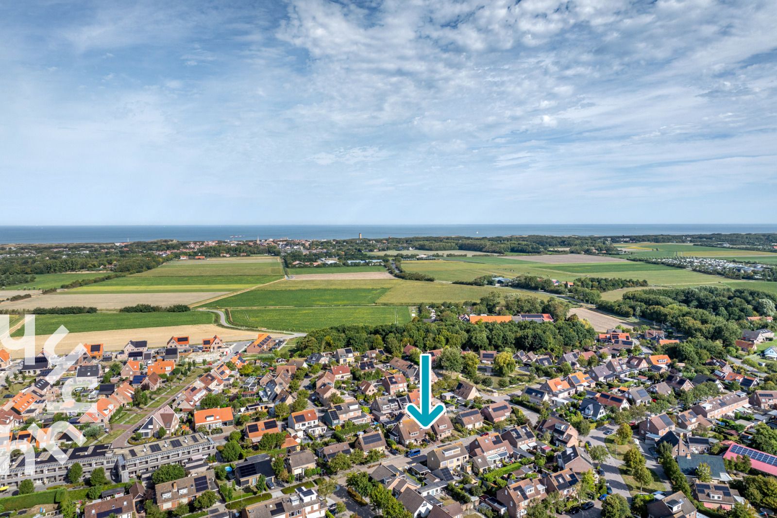 Elektrische laadpaal bij vakantiehuis ZE1487 in Aagtekerke, Walcheren voor eco-vriendelijke reizigers.