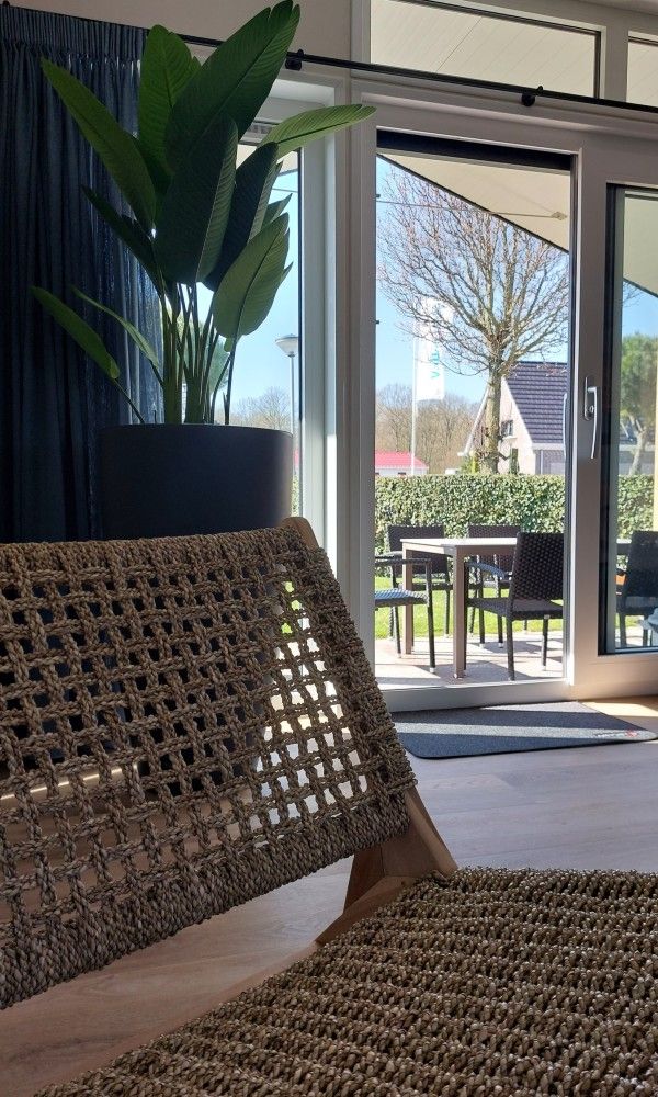 Blick vom Wohnzimmer des Chalets Zeeotter 6 Persoons, Zoutelande, Walcheren, Zeeland.