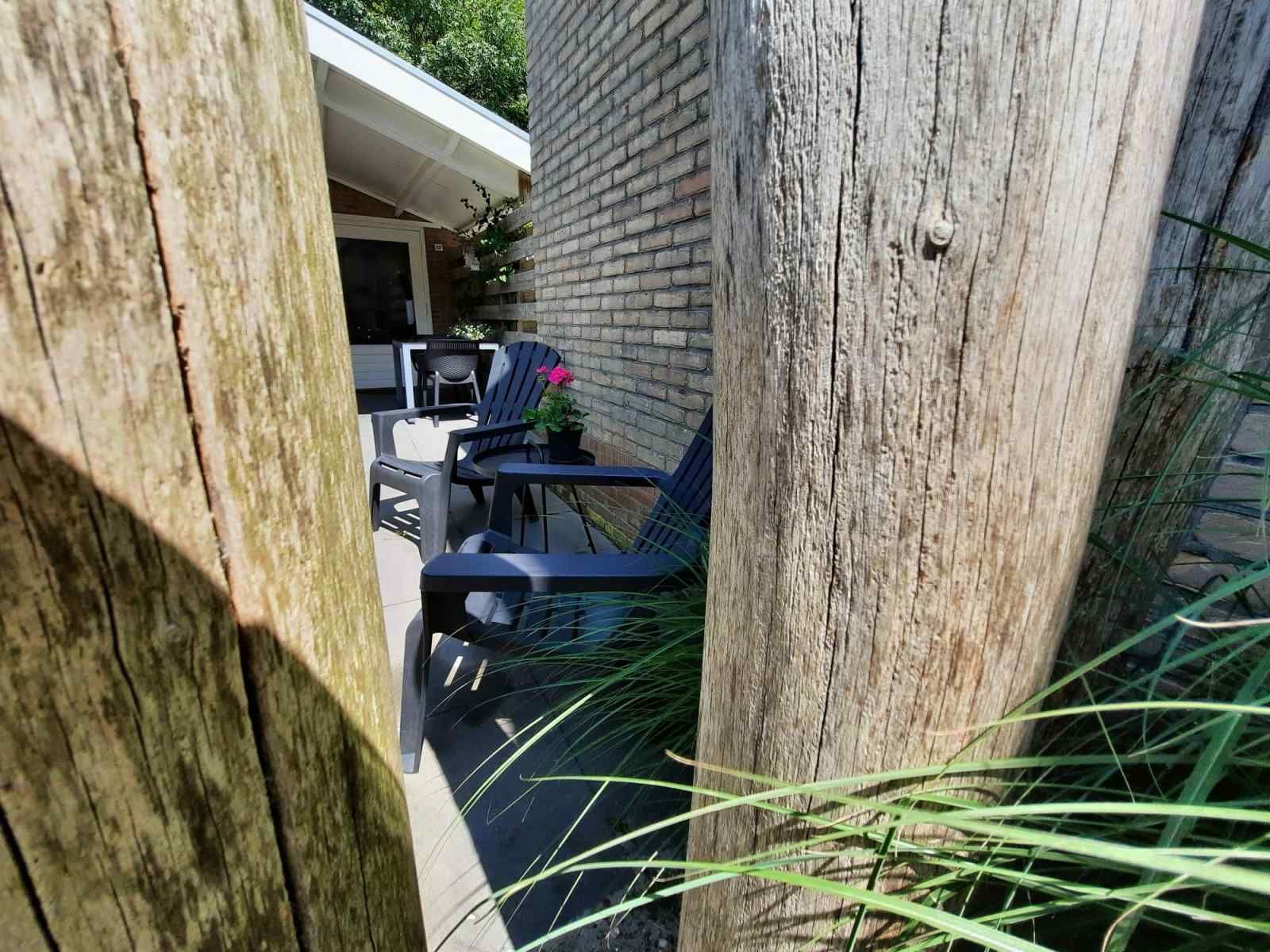 Historische Kirche in Zoutelande, Walcheren, ein Wahrzeichen in der Naehe des Ferienhauses ZE267 in Zeeland.