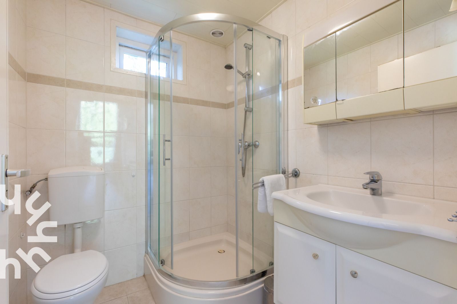 Gezellige eetruimte in vakantiehuis ZE281 in Zoutelande, Walcheren, Zeeland.