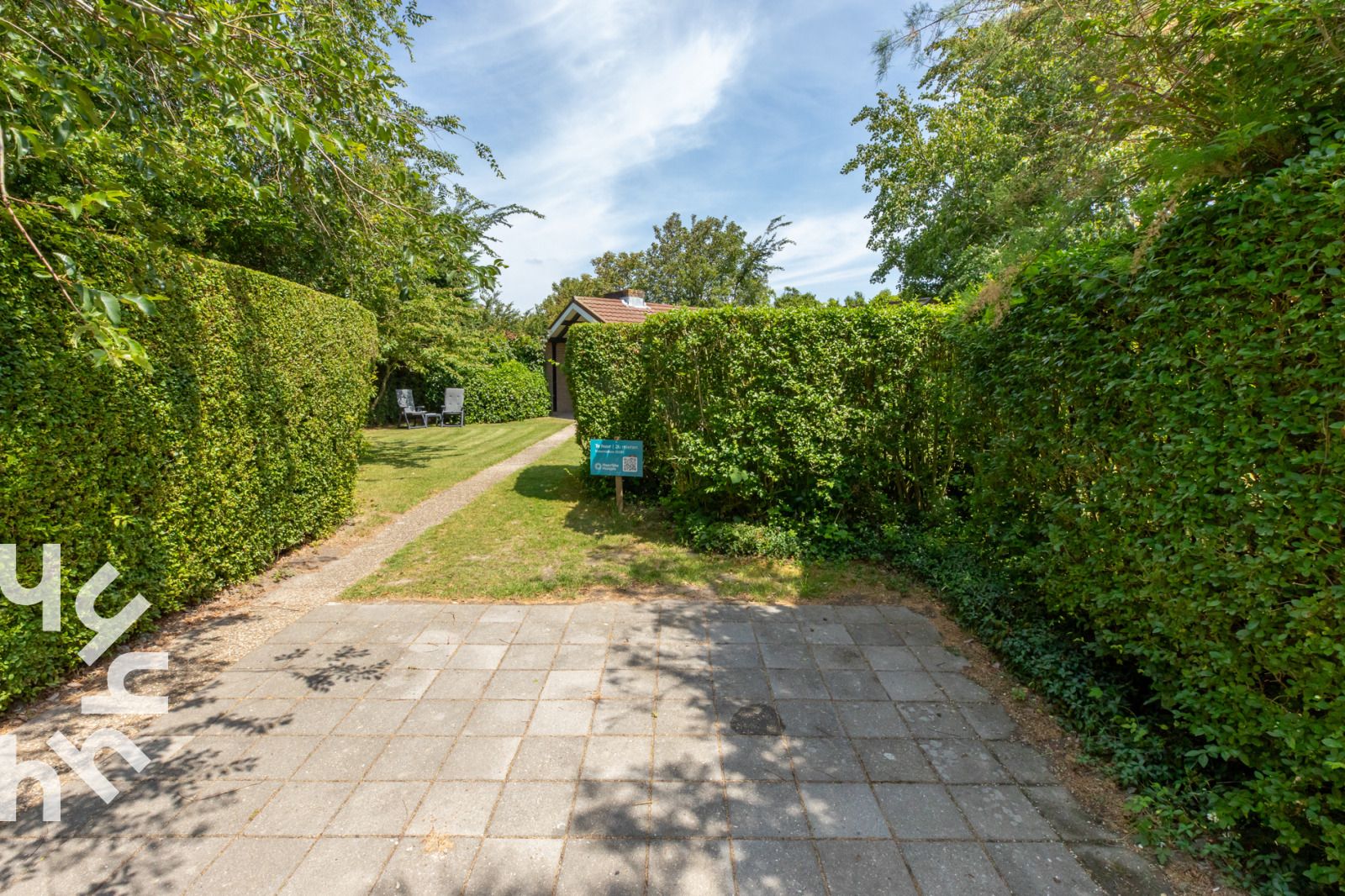 Speeltuin en molen in Zoutelande, nabij vakantiehuis ZE281 in Walcheren, Zeeland.